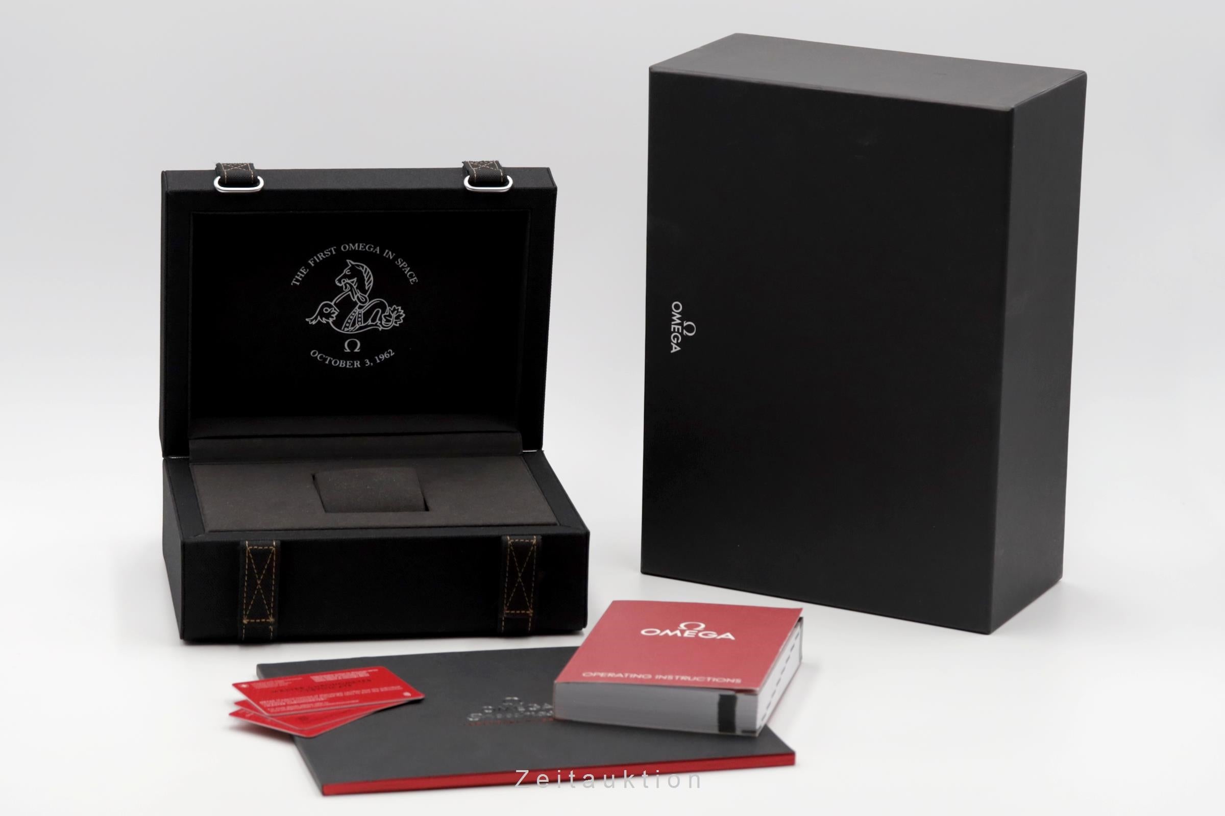 Omega Speedmaster chronograph steel manual winding men's watch 310.30.40.50.06.001 LP: 8600EUR  [2503191]