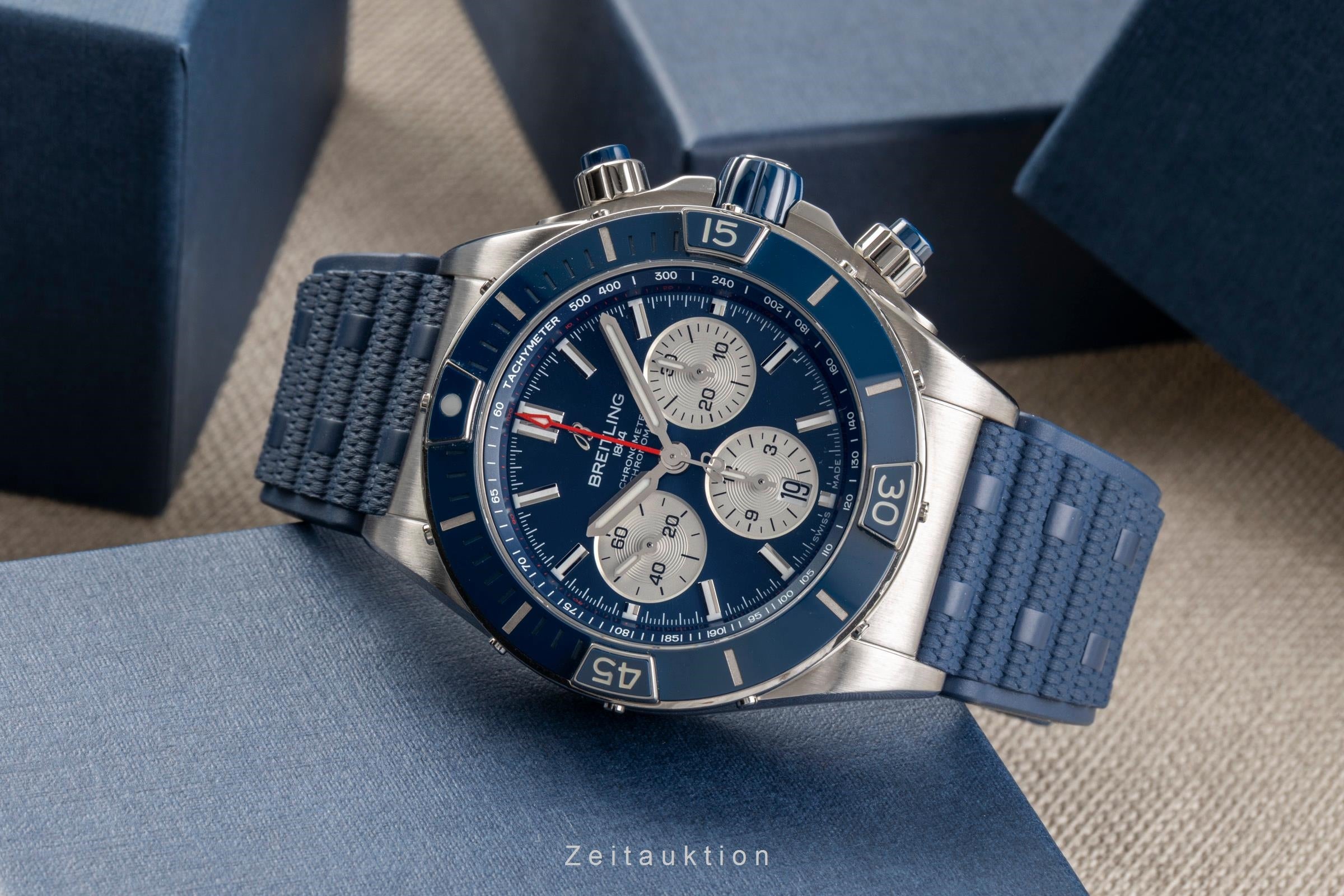 Chrono24 Breitling Chronomat 1995 Chronomat B01 Breitling