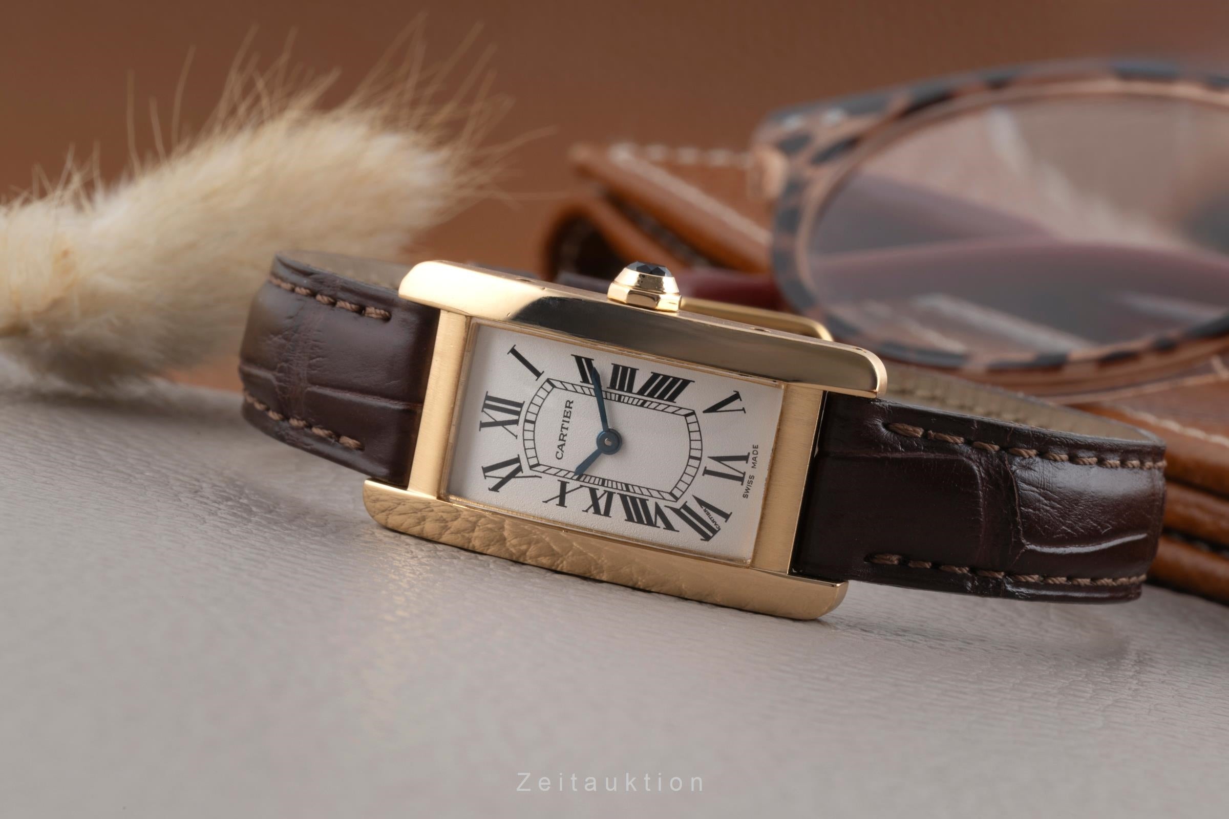 Cartier Tank Américaine or 18 ct quartz montre pour femmes W2601556 LP: 8300EUR  [2503267]