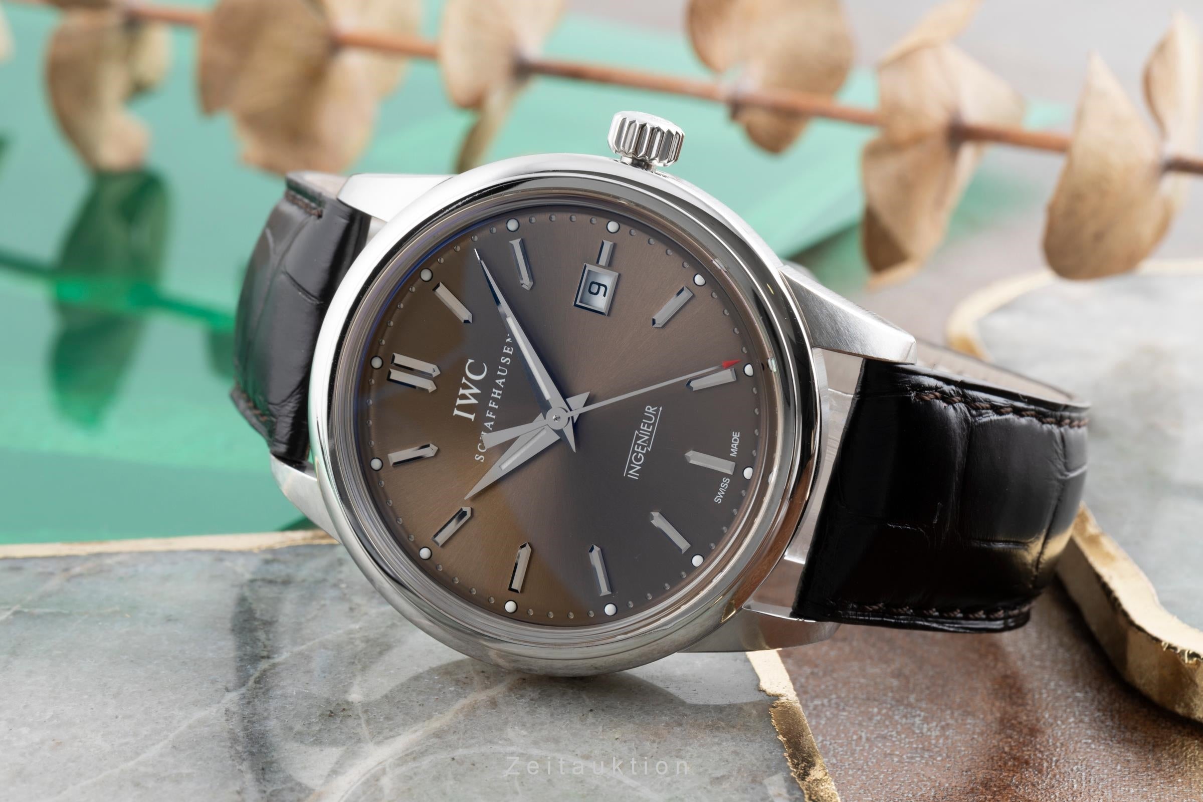 IWC Ingenieur Stahl Automatik IW323311 LIMITED - Main Image