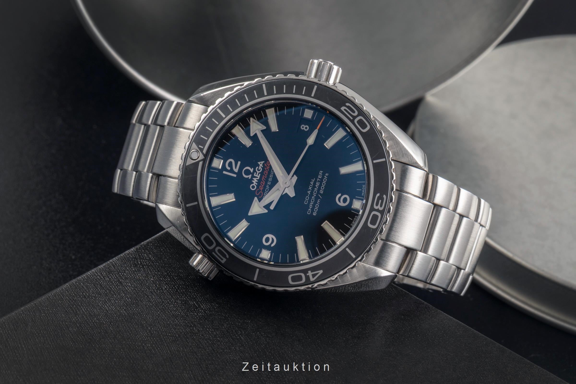 Omega Seamaster steel automatic men's watch 232.30.42.21.01.001 LP: 7700EUR  [2503301]