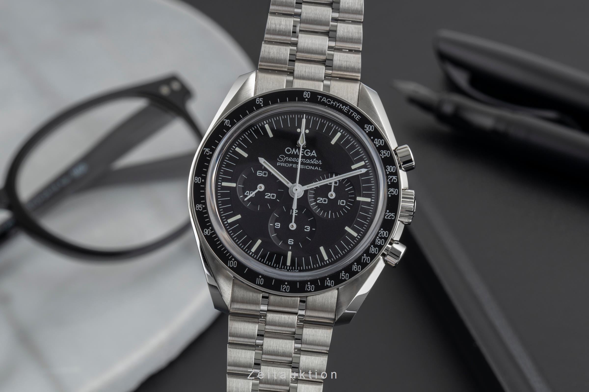 Omega Speedmaster Moonwatch chronograph steel manual winding men's watch 310.30.42.50.01.002 LP: 8700EUR  [2503339]
