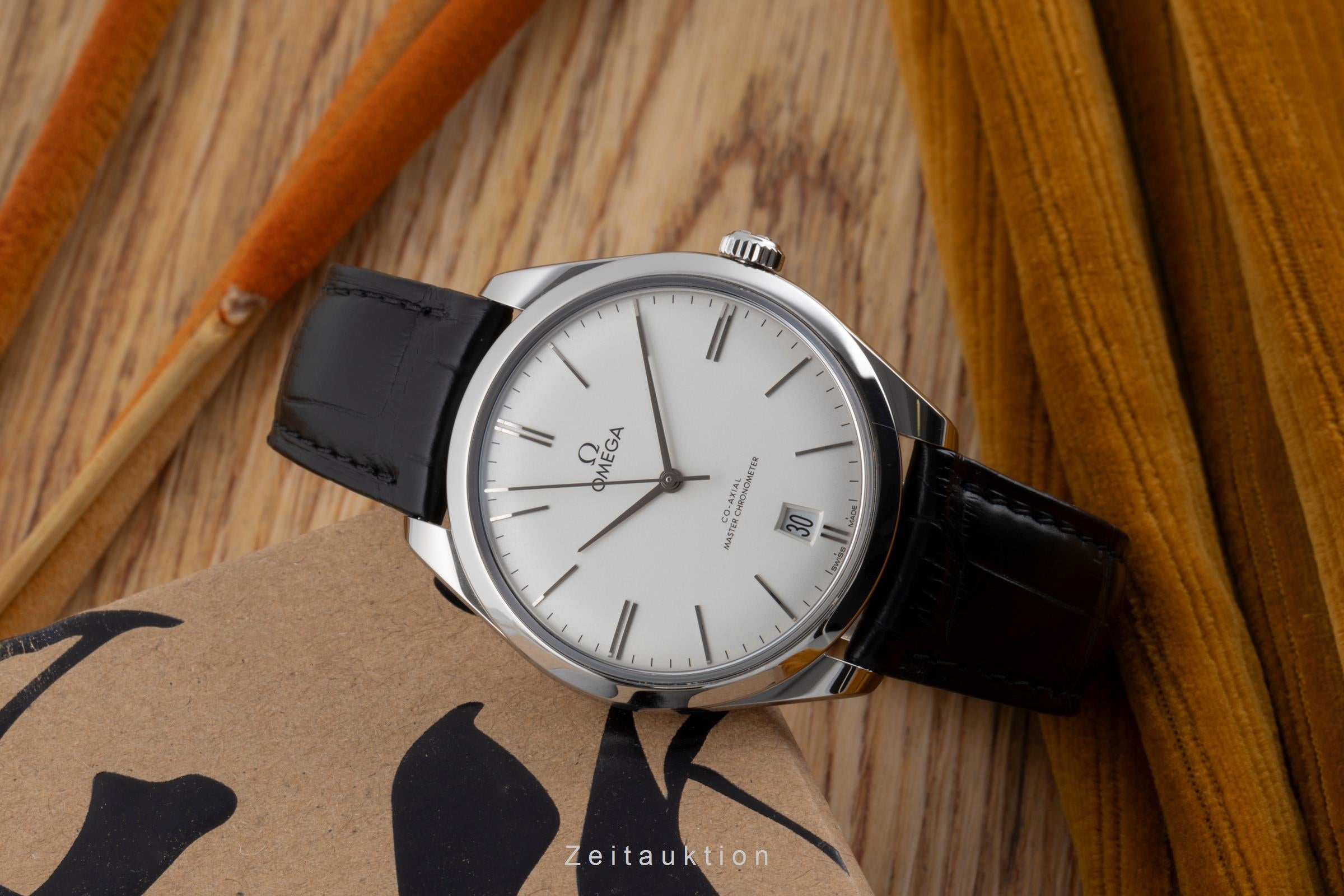 Omega De Ville steel manual winding Kal. 8910 Ref. 435.13.40.21