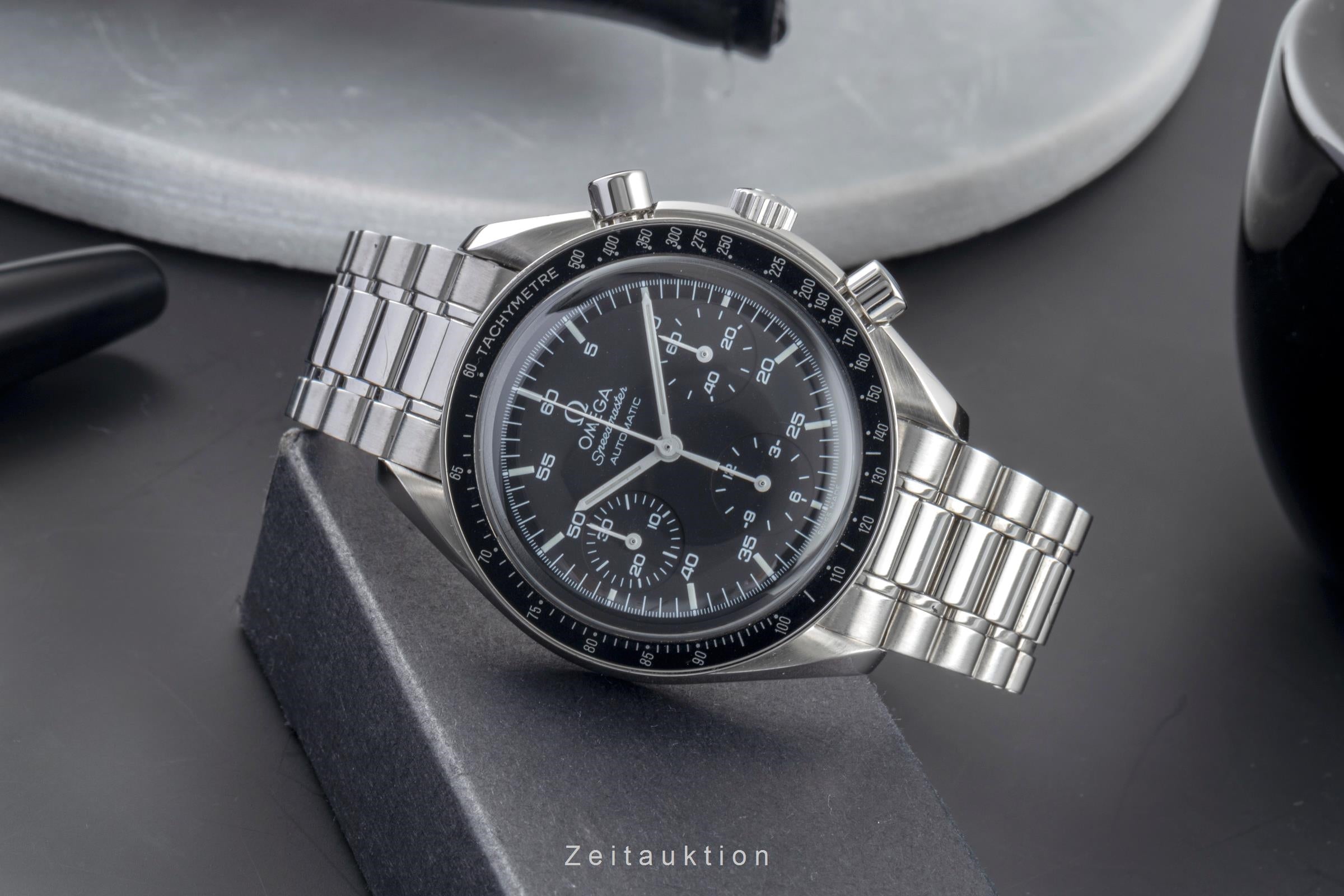 Omega Speedmaster chronograph steel automatic Kal. 3220 Ref