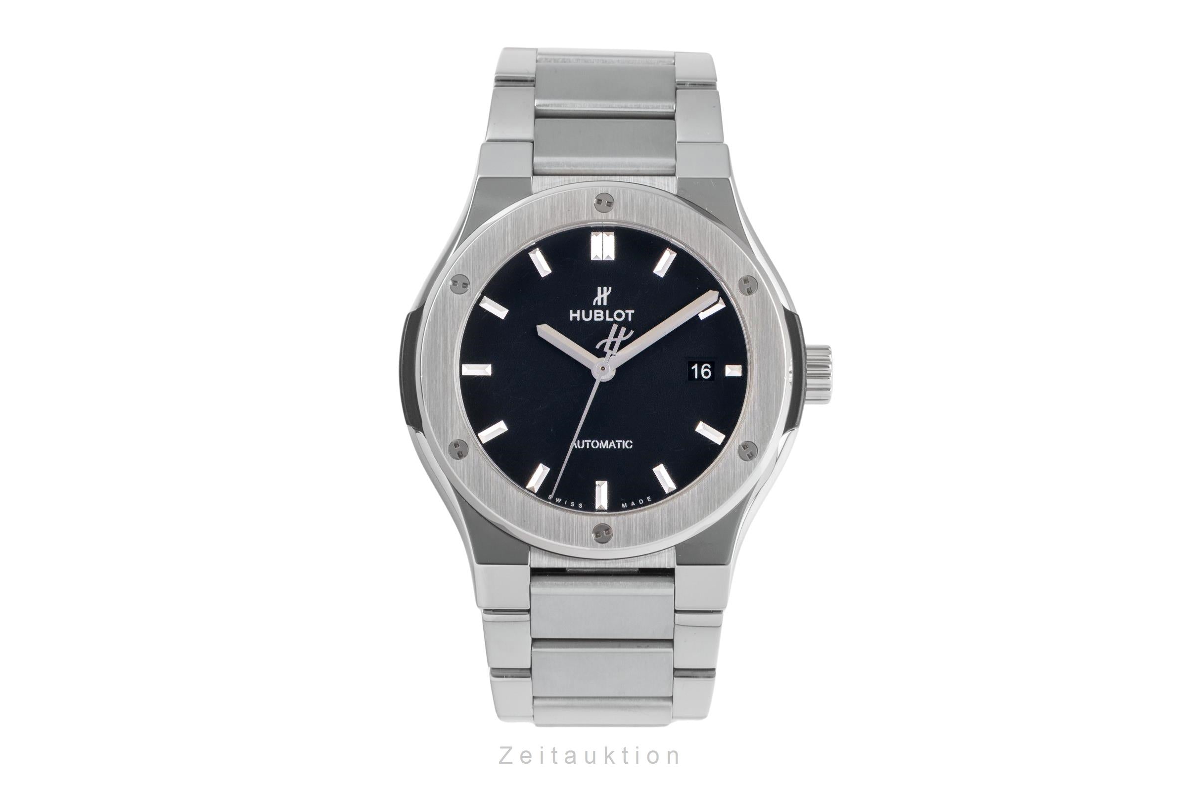 Hublot Classic Fusion titanium automatic HUB 11