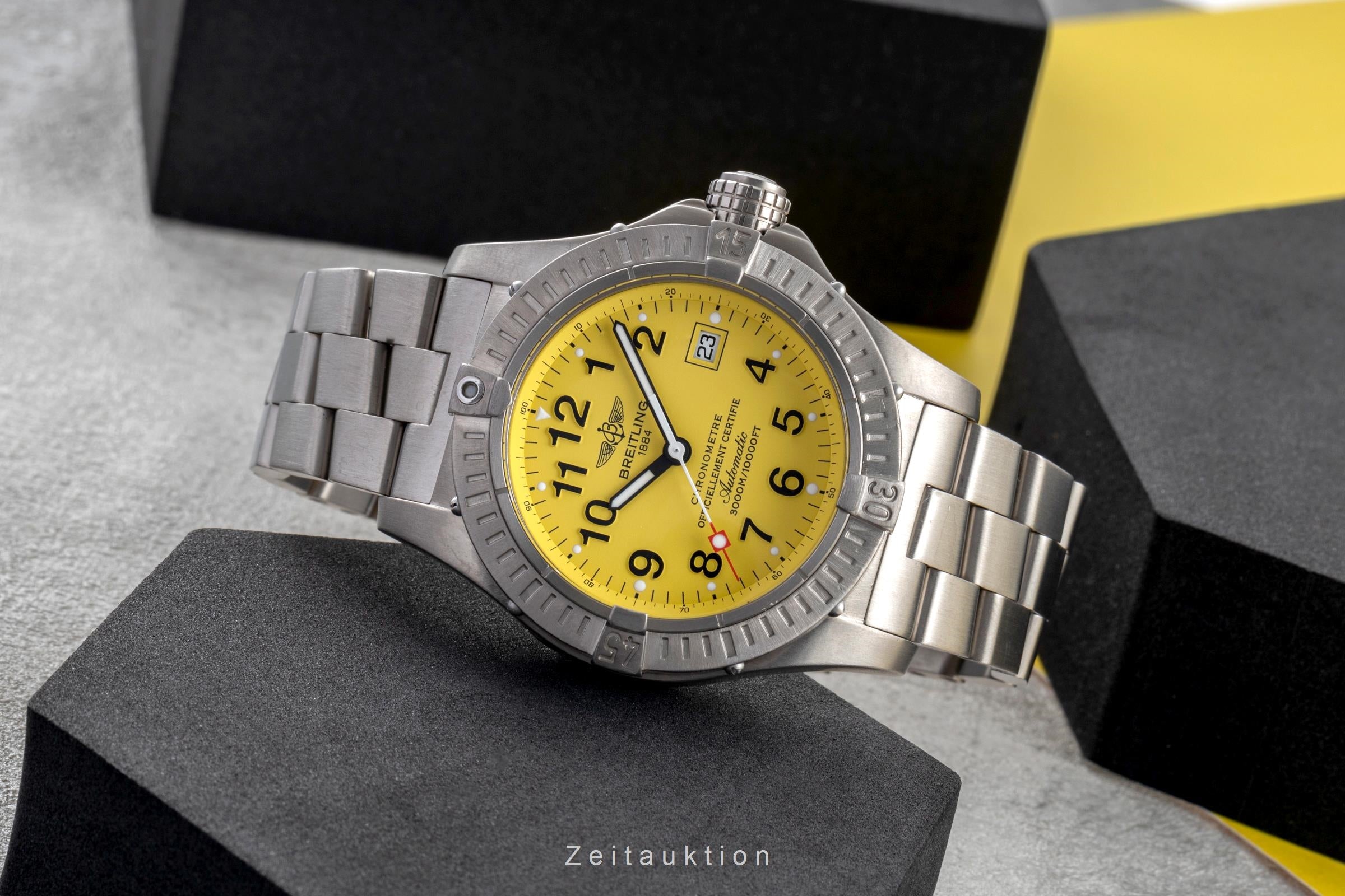 Breitling Avenger Seawolf titanium automatic men's watch E17370  [2503473]