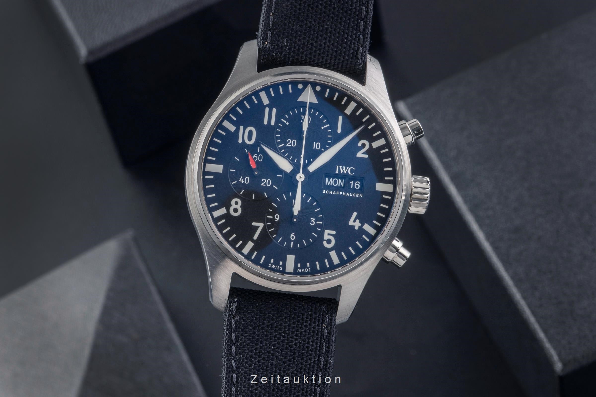 IWC Fliegerchronograph chronographe acier automatique montre pour hommes IW377709 LP: 7300EUR  [2503498]