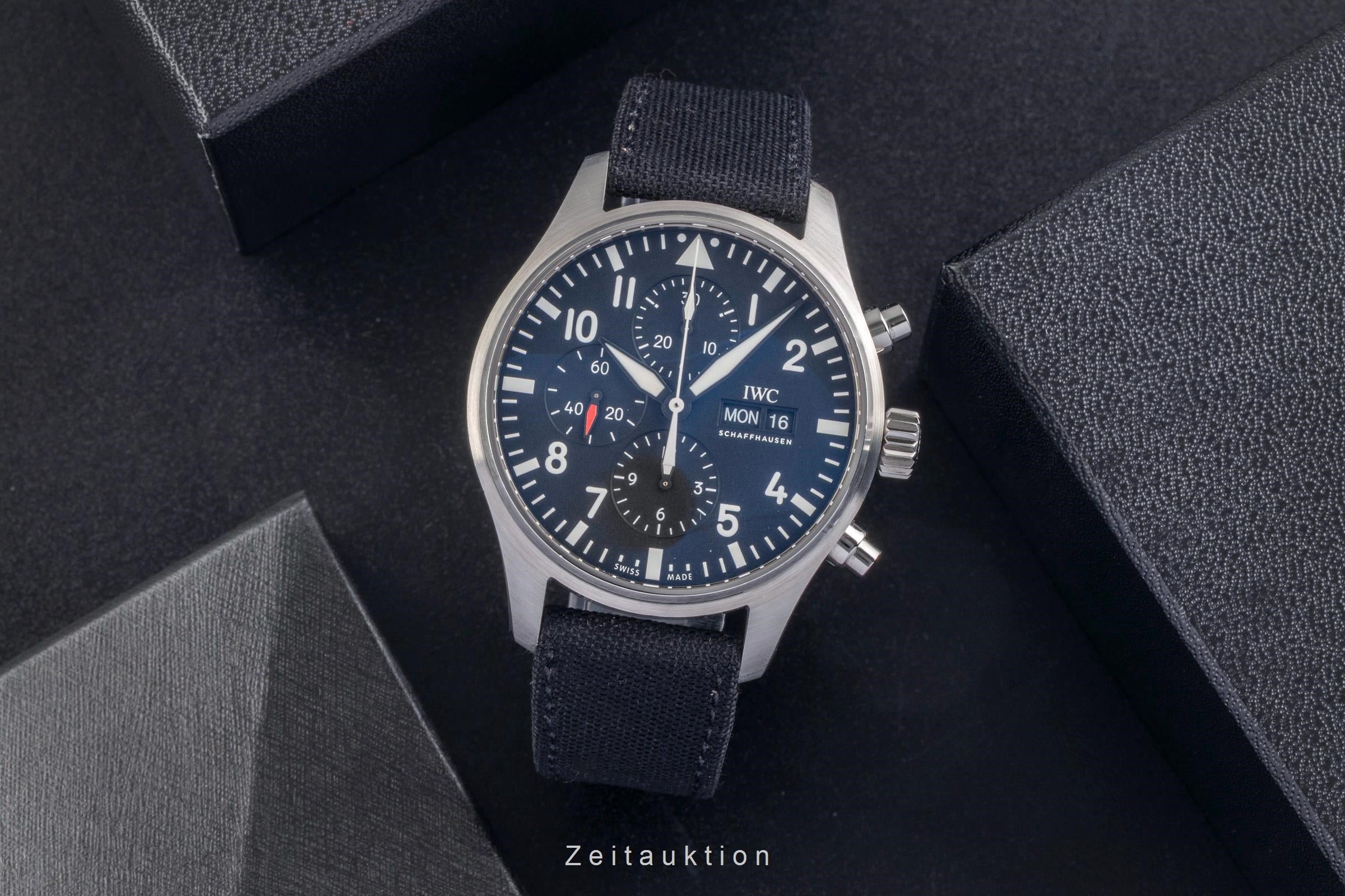 IWC Fliegerchronograph chronographe acier automatique montre pour hommes IW377709 LP: 7300EUR  [2503498]