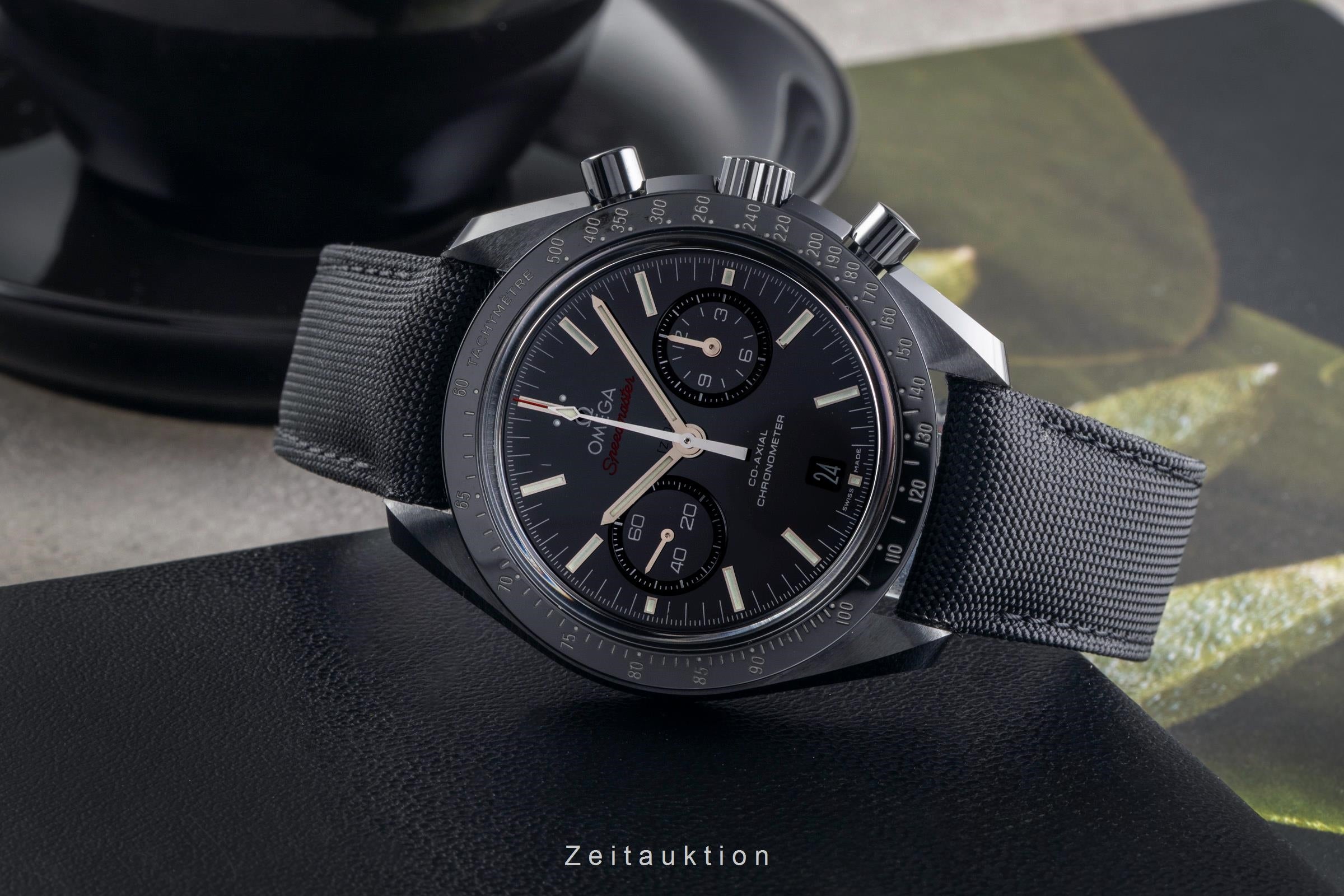 Omega Speedmaster Moonwatch chronographe céramique automatique montre pour hommes 311.92.44.51.01.007 LP: 13900EUR  [2503506]