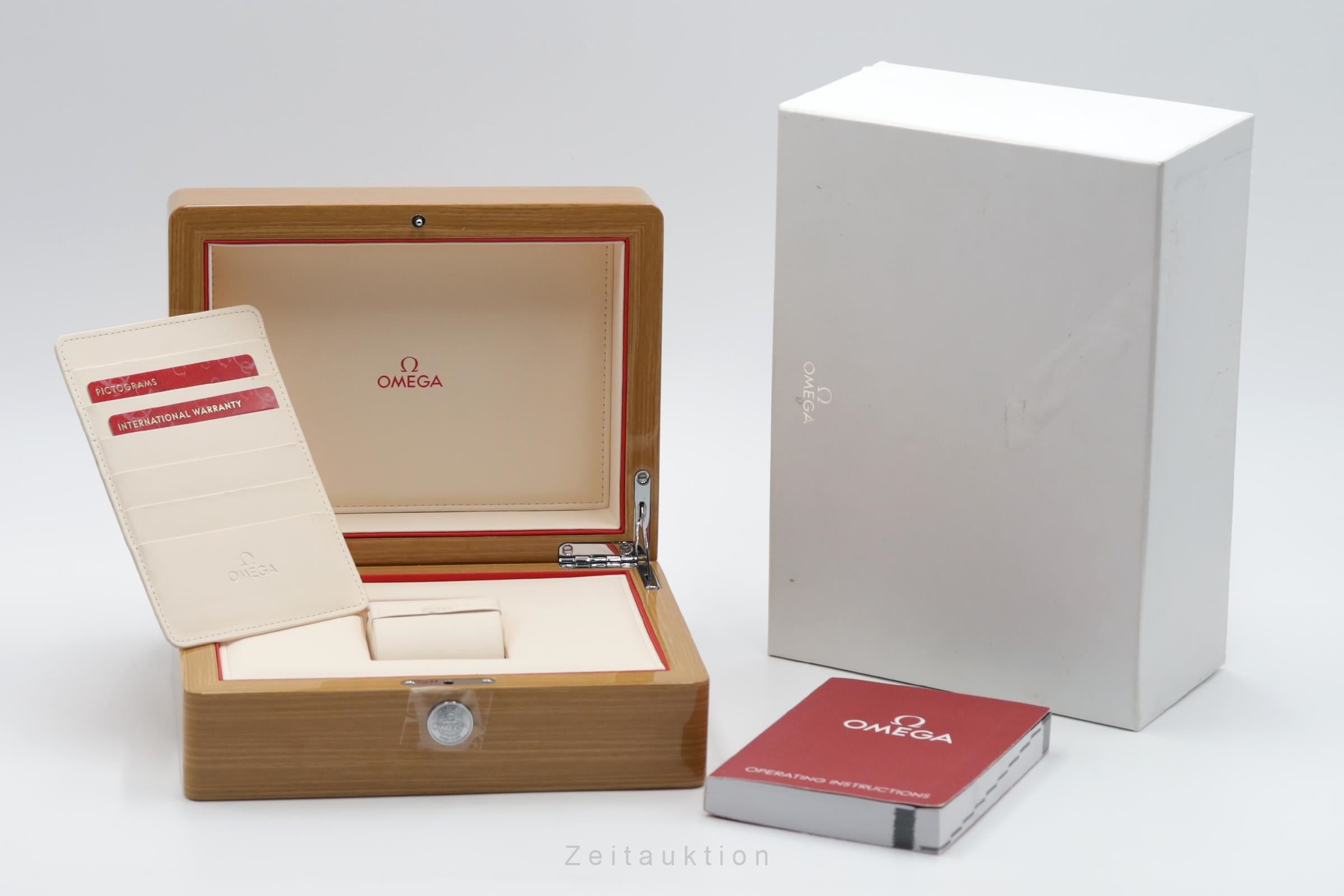 Omega Speedmaster Moonwatch chronographe céramique automatique montre pour hommes 311.92.44.51.01.007 LP: 13900EUR  [2503506]