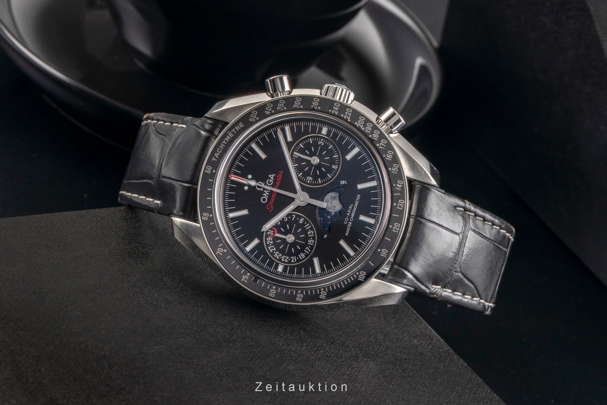 Omega Speedmaster chronographe acier automatique montre pour hommes 304.33.44.52.01.001 LP: 12200EUR  [2503513]