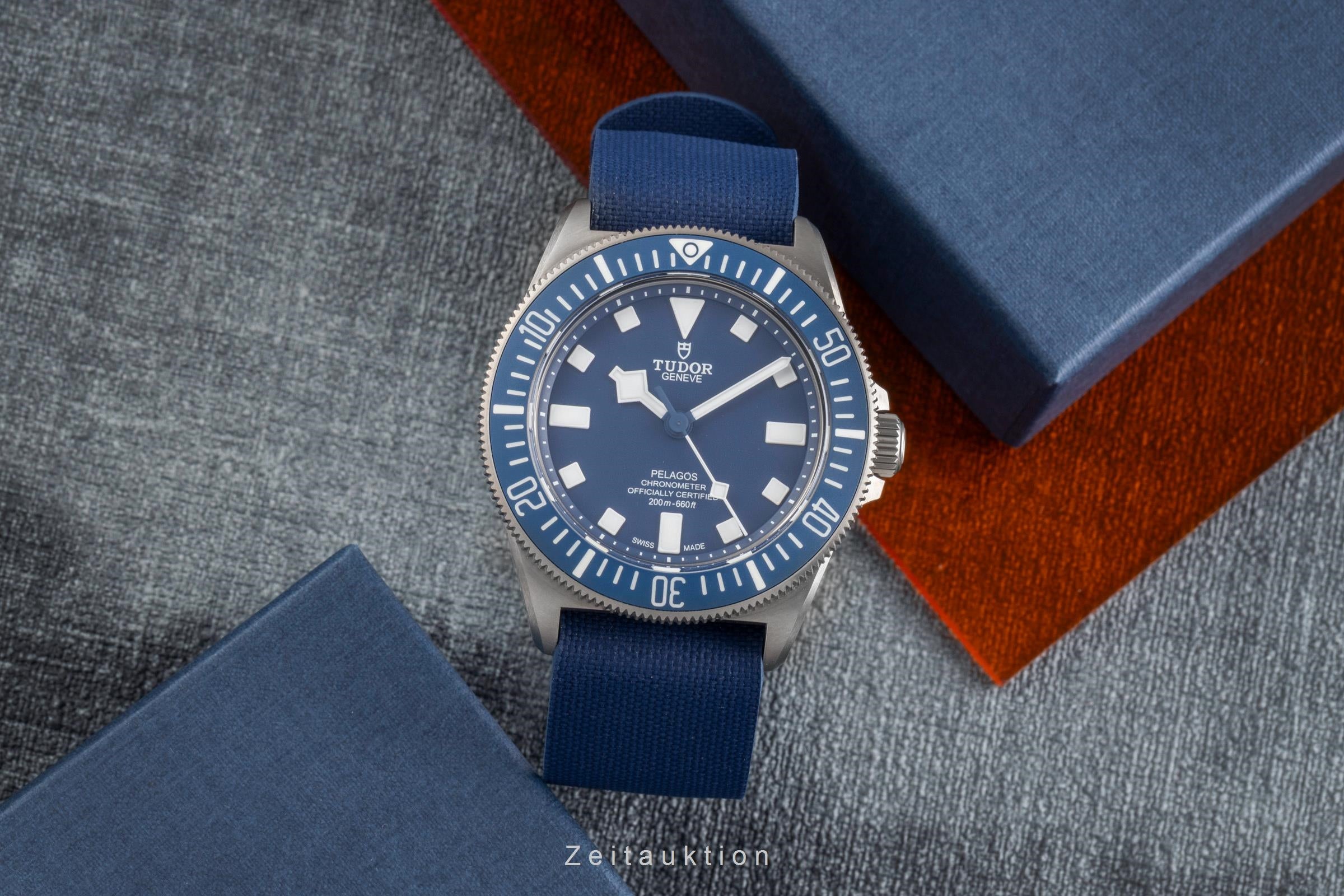 Tudor Pelagos titanium automatic men's watch 25707B/23 LP: 4310EUR  [2503517]