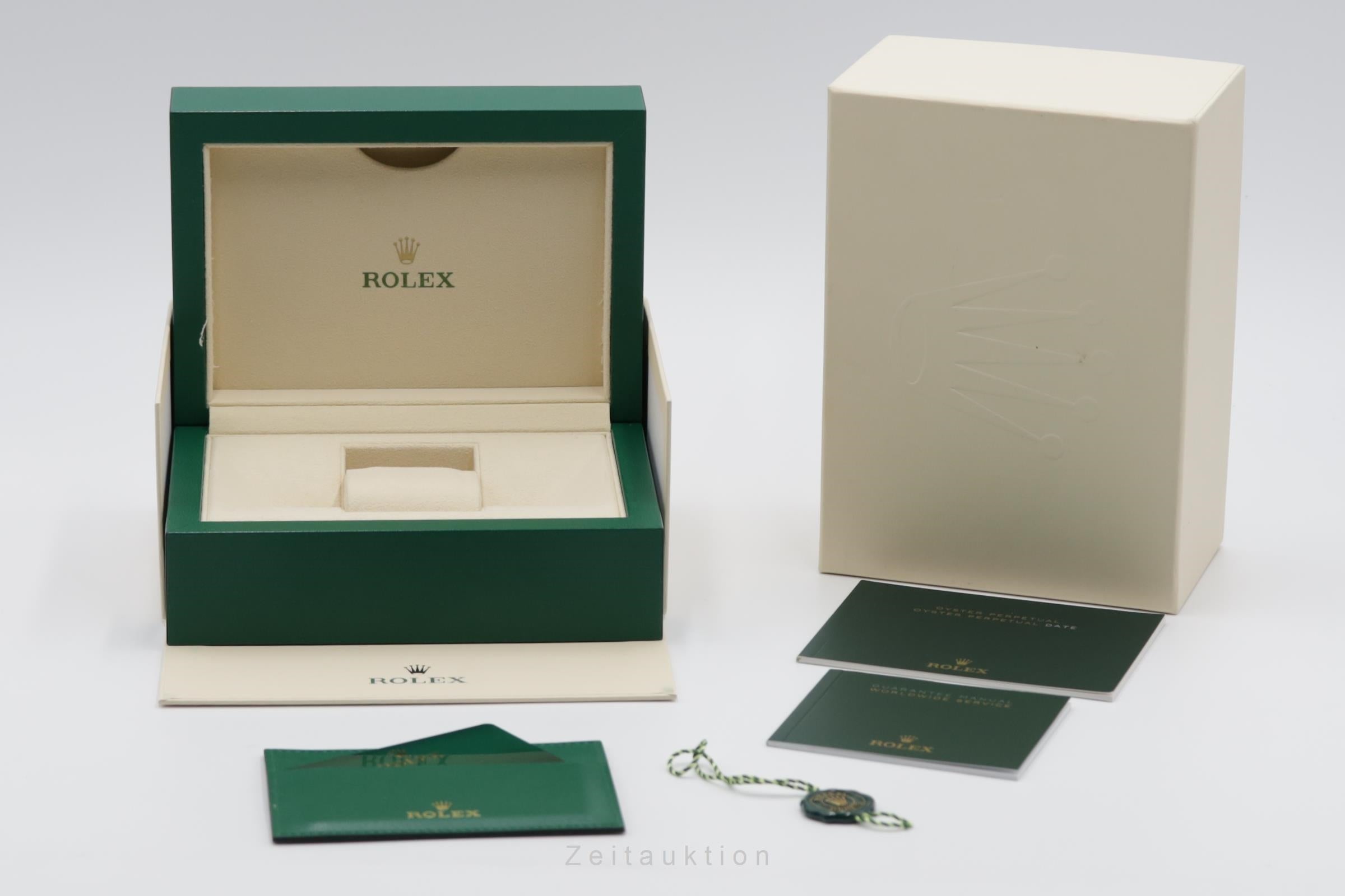 ROLEX Explorer II グリーンボックス 付属品 Rolex Explorer II Watches | ref 16570 | 40mm Classic Model