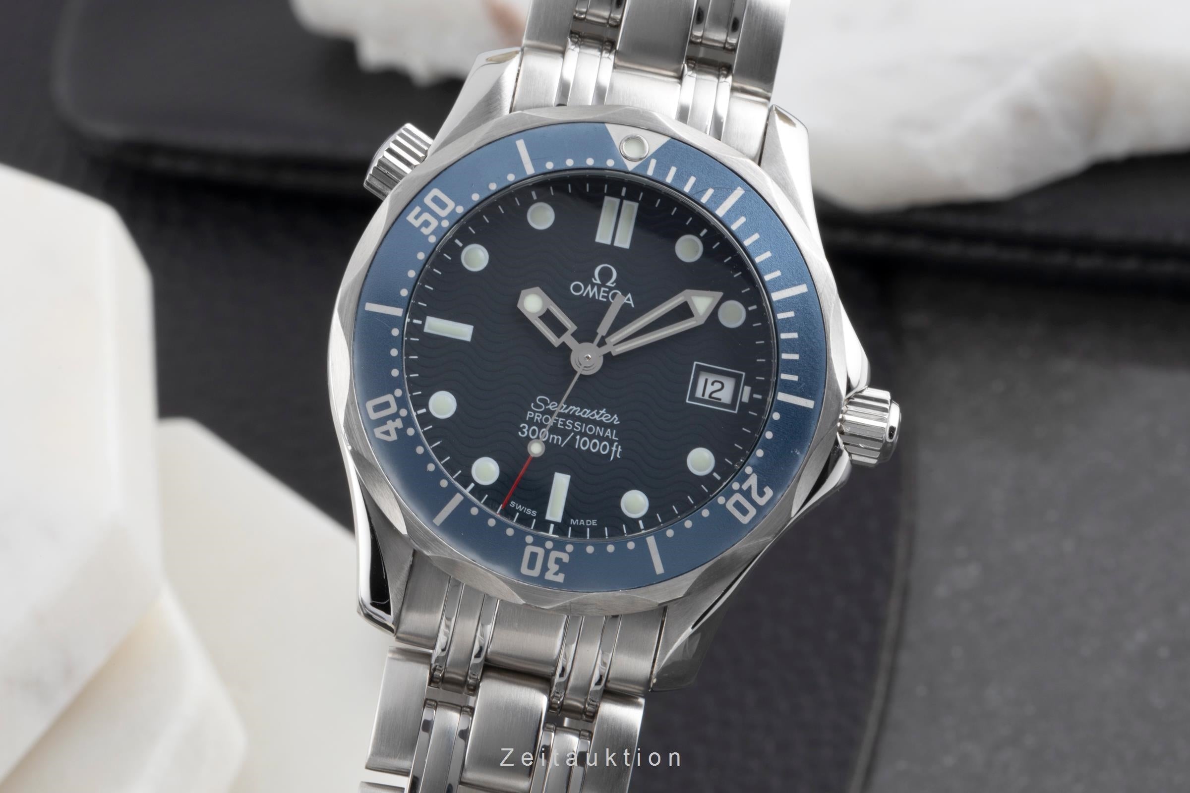 Omega Seamaster steel quartz men's watch 2561.80.00  [2503623]