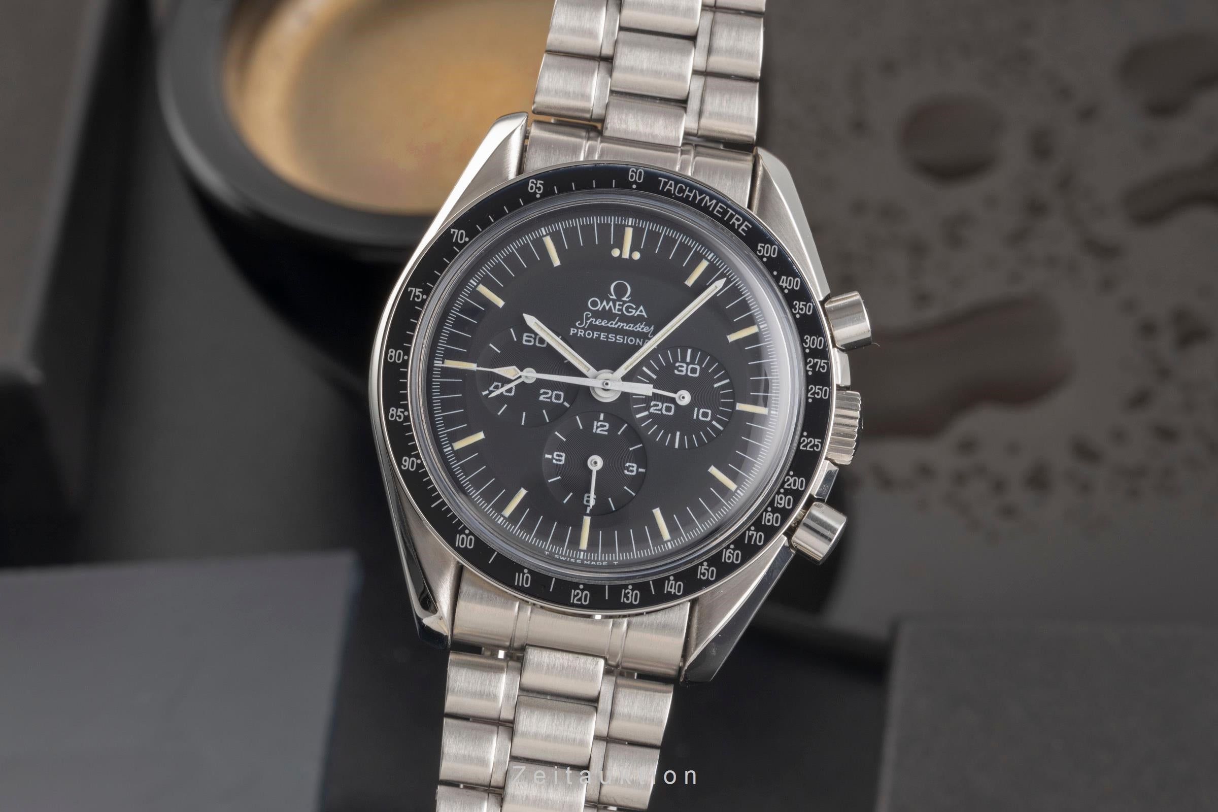 Omega Speedmaster Moonwatch Chronograph Stahl Handaufzug Herrenuhr 3590.50.00 [2503716]