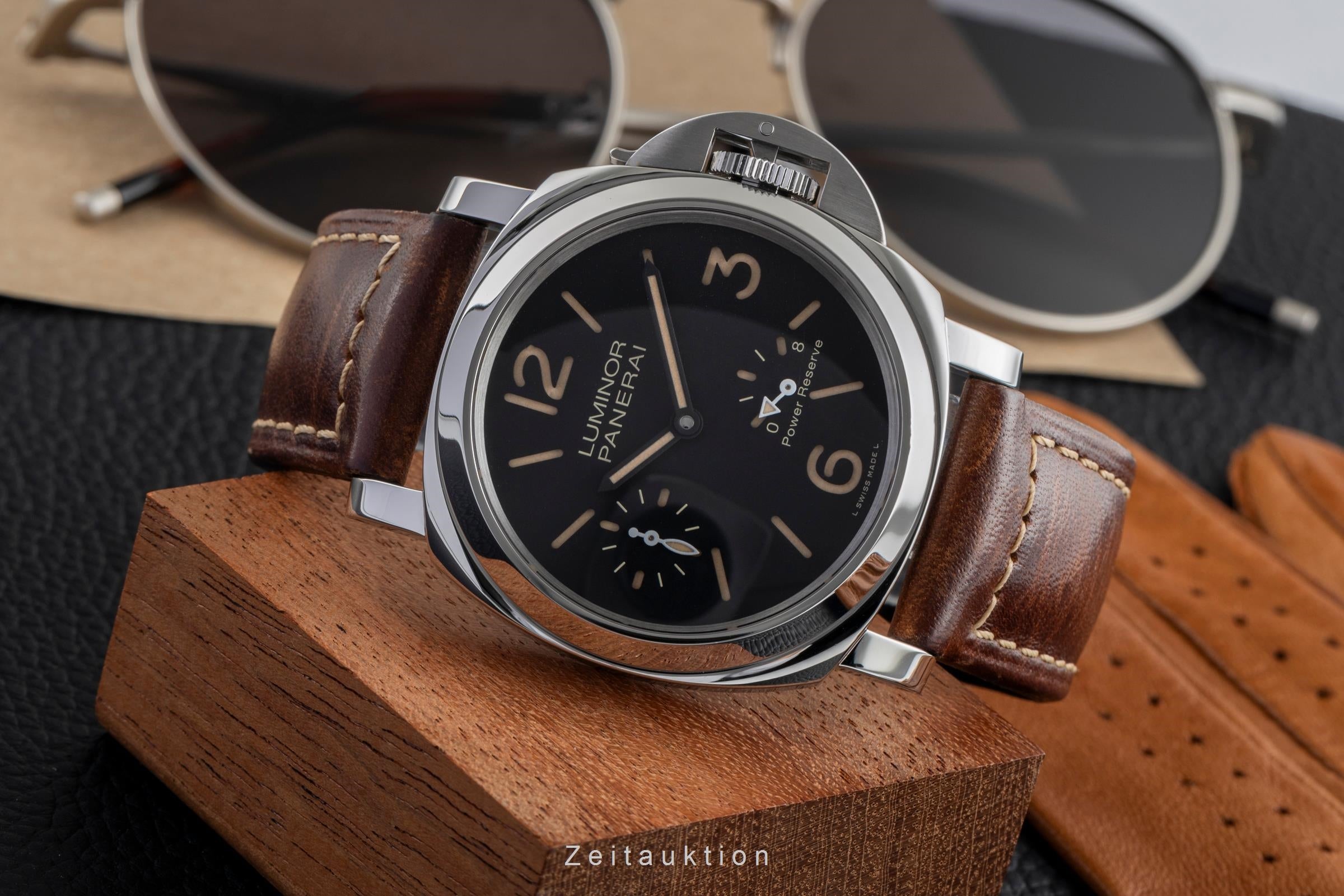 Panerai Luminor  steel manual winding men's watch PAM00795  [2503752]