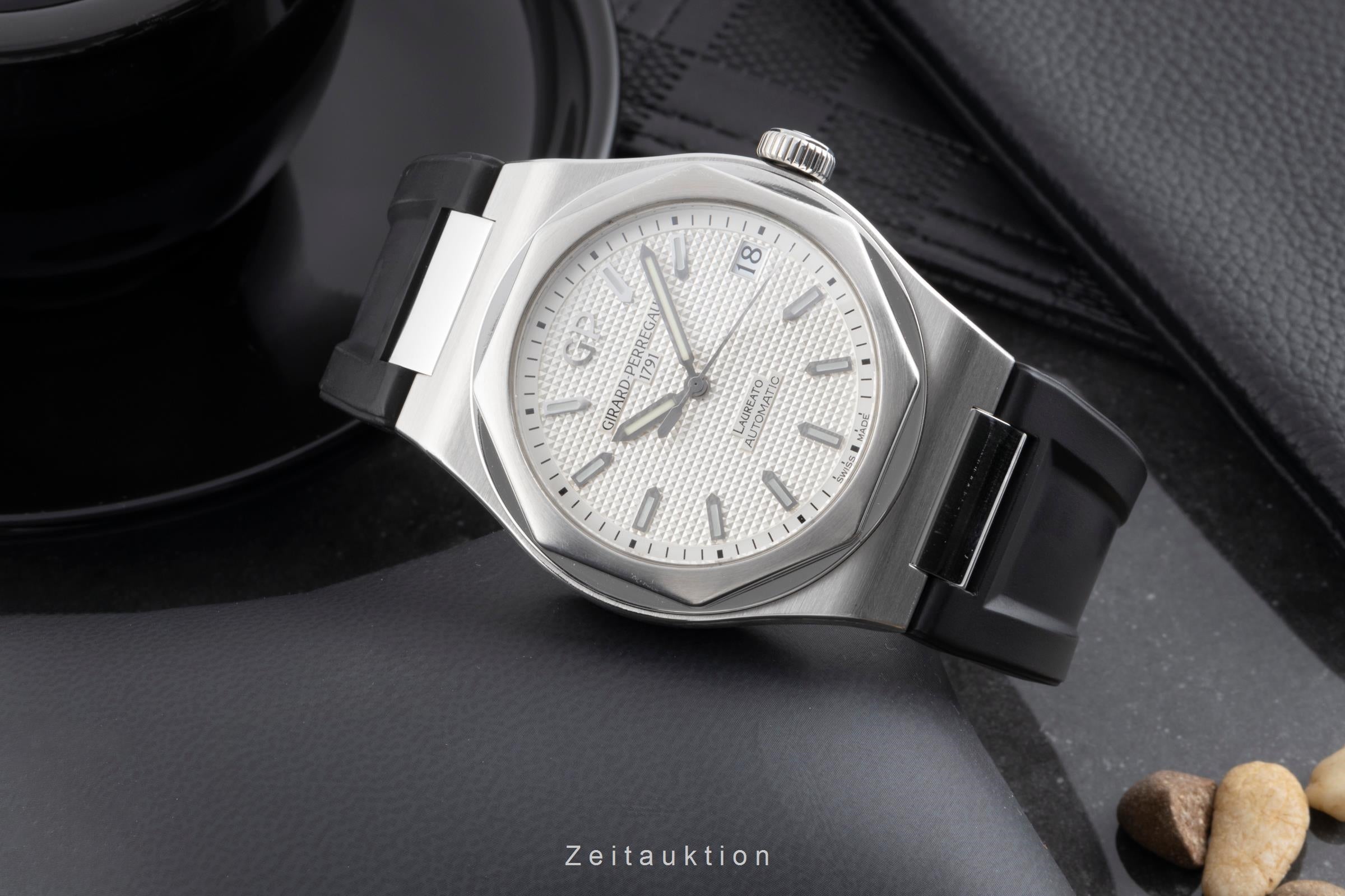 Girard Perregaux Laureato acier automatique montre pour hommes 81010-11-131-BB6A  [2503807]