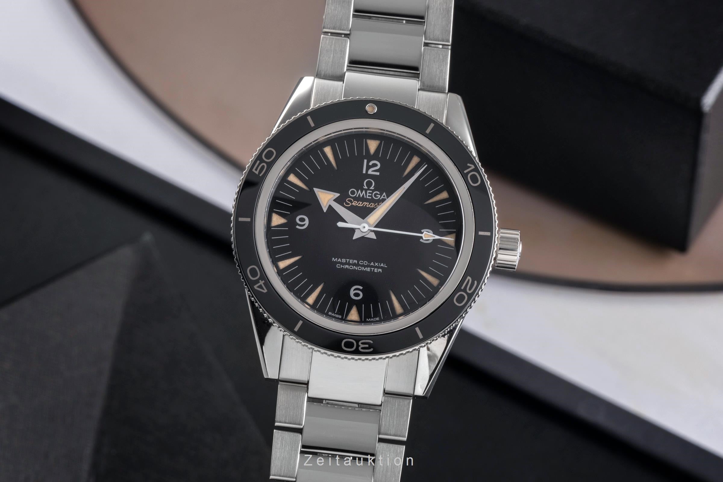 Omega Speedmaster steel automatic men's watch 233.30.41.21.01.001 LP: 7700EUR  [2503825]