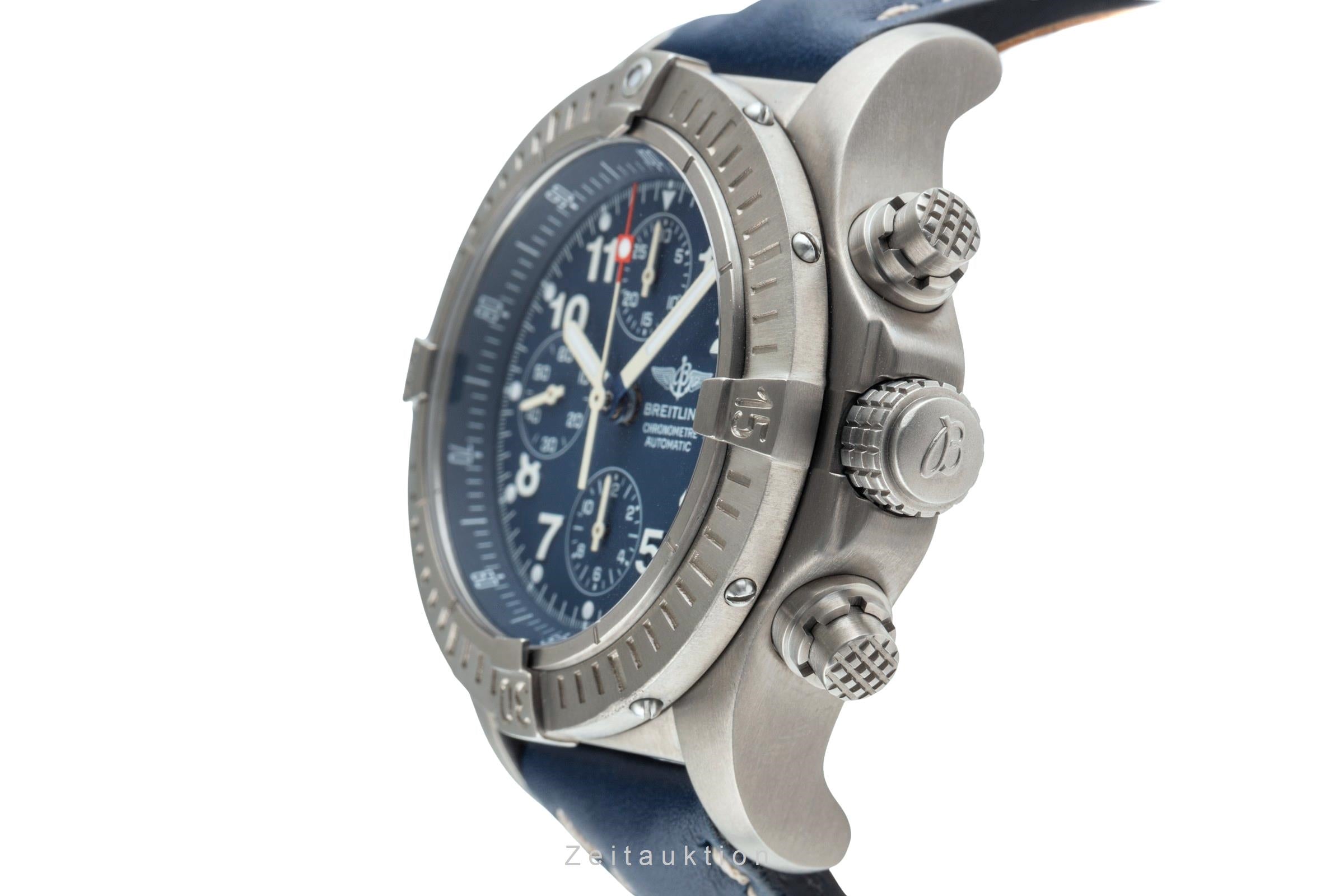 Breitling Avenger Chronograph Blue Dial Titan Automatik Herrenuhr Ref. E13360  [2503829]