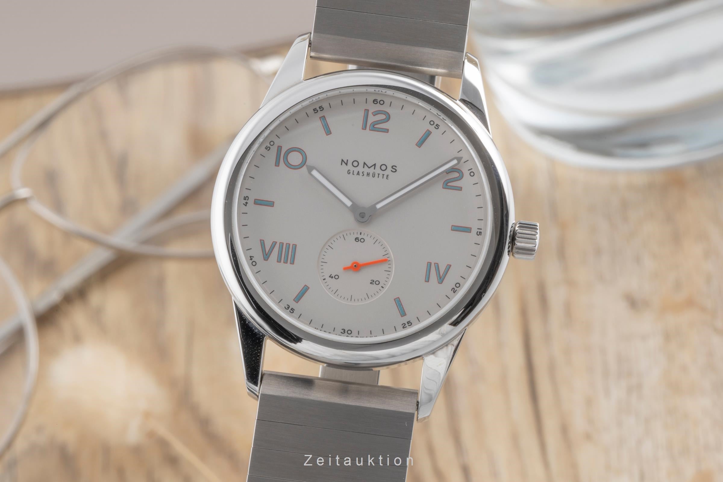Nomos Club steel manual winding men's watch 737 LP: 1980EUR  [2503842]