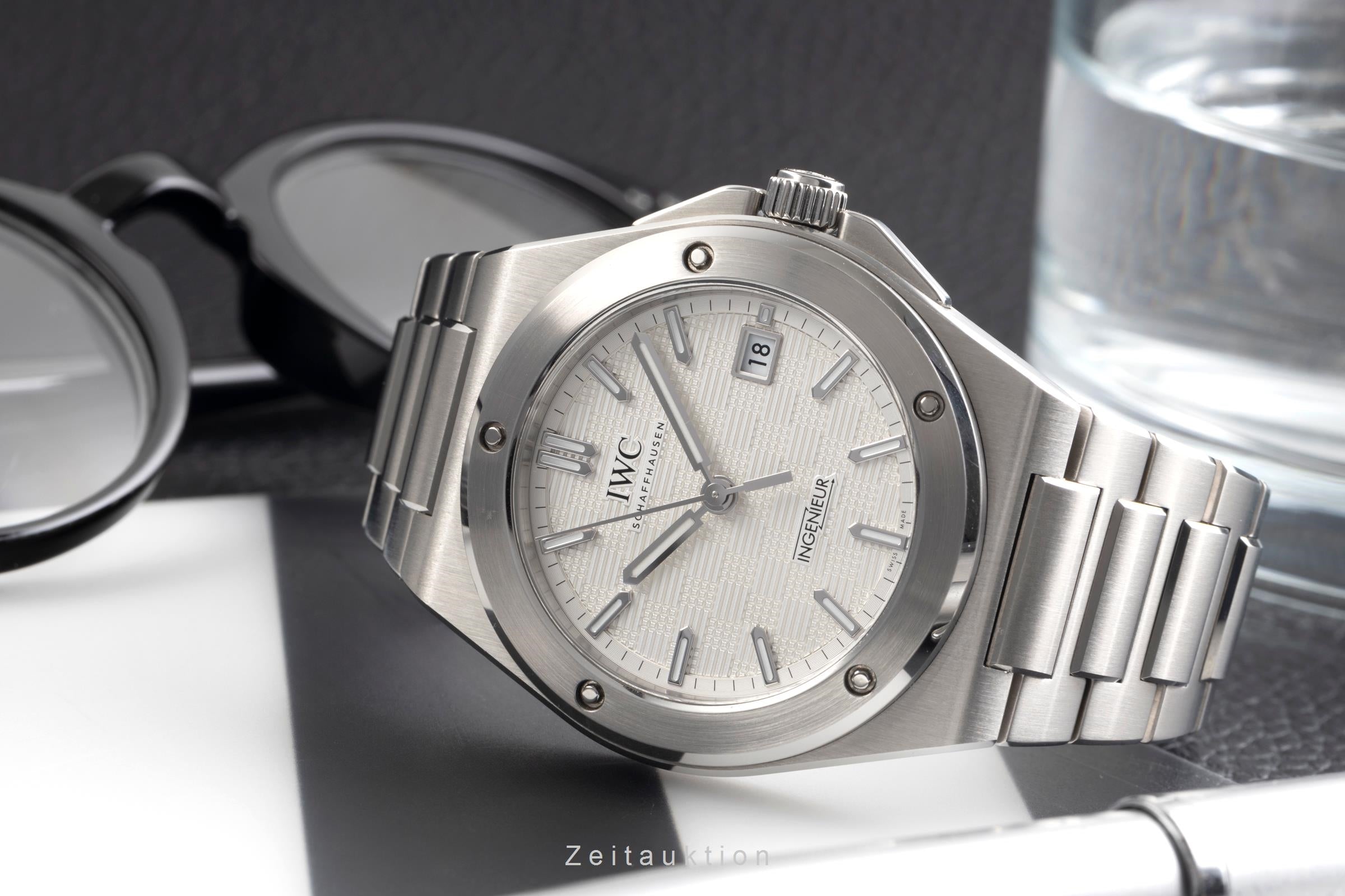 IWC Ingenieur steel automatic men's watch IW328902 LP: 129000EUR  [2503847]