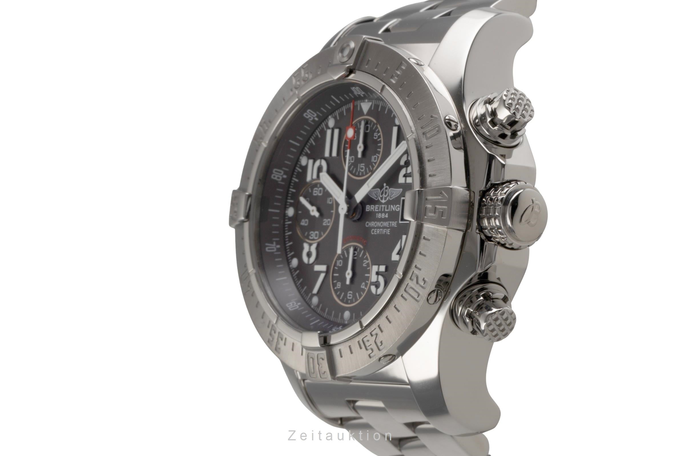 Breitling Avenger II chronographe acier automatique montre pour hommes A13380  [2503950]
