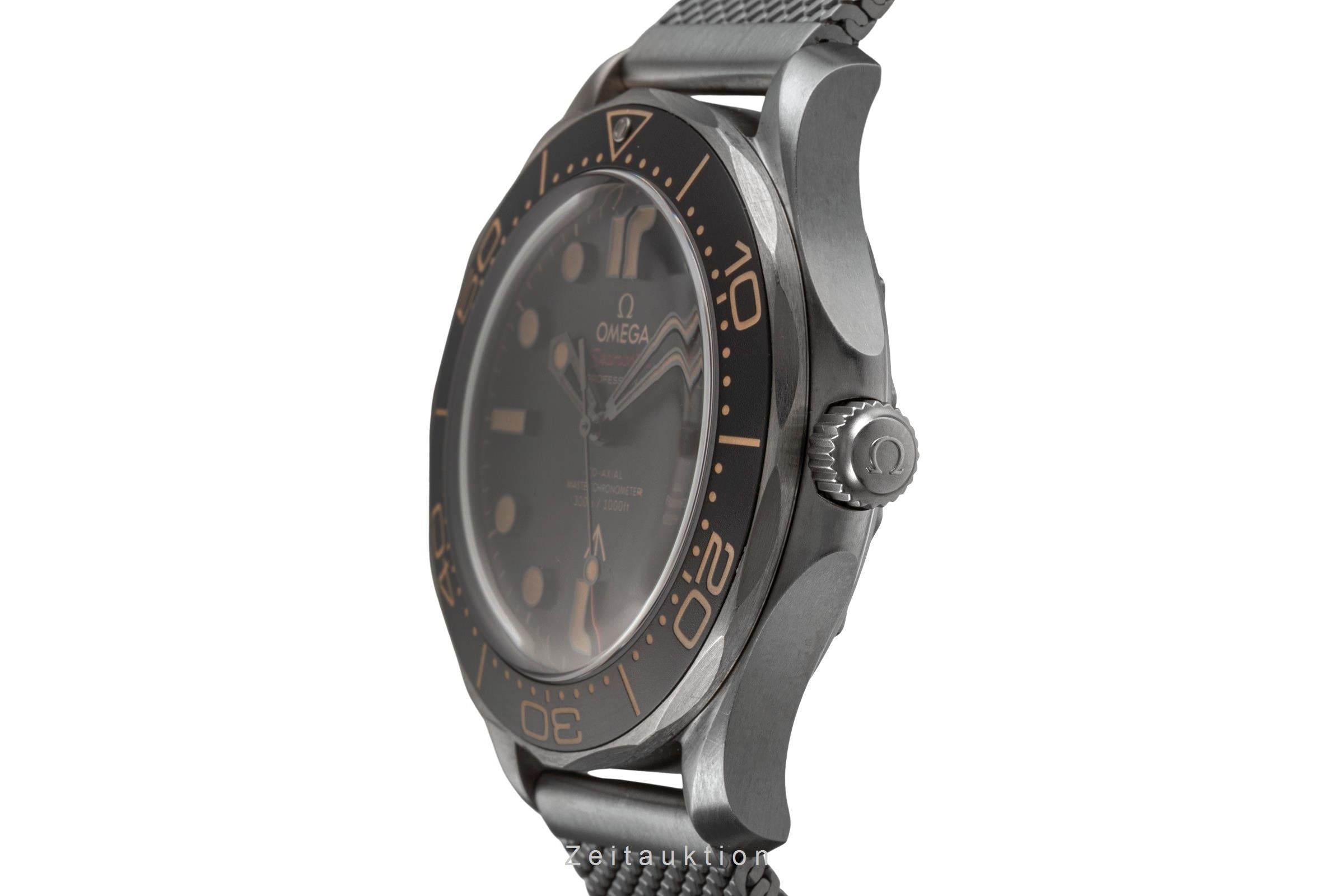 Omega Seamaster titanium automatic men's watch 210.90.42.20.01.001 LP: 10900EUR  [2504062]