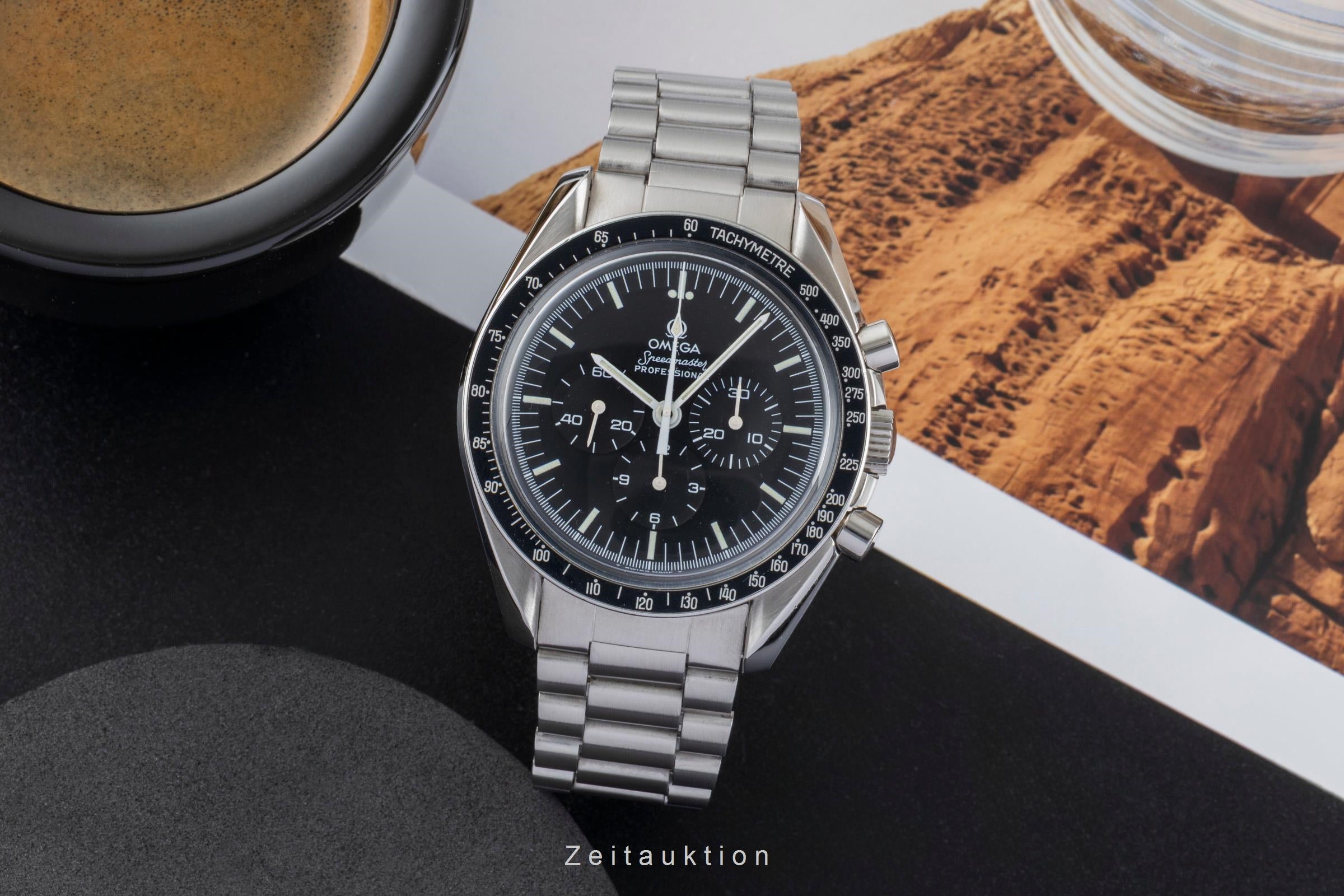 Omega Speedmaster Moonwatch chronograph steel manual winding men's watch 145.022 Vintage  [2504084]