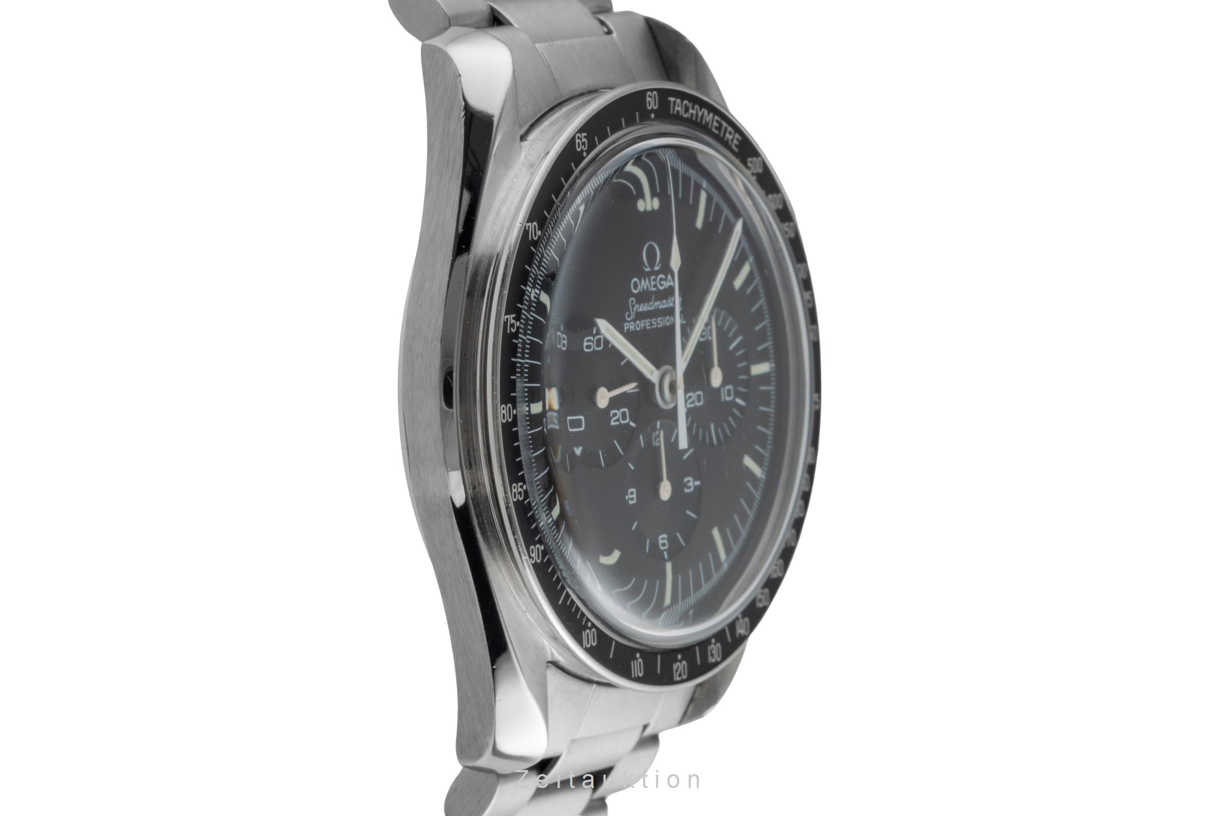 Omega Speedmaster Moonwatch chronograph steel manual winding men's watch 145.022 Vintage  [2504084]