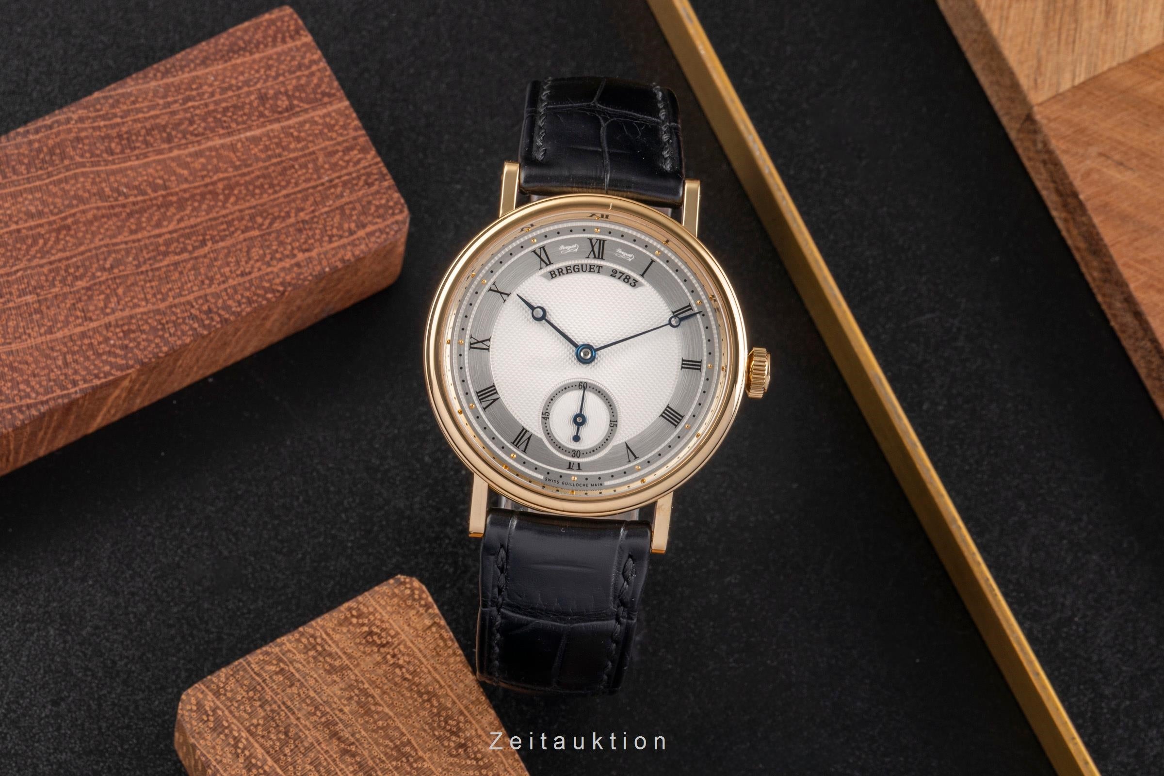 Breguet Classique 18 ct gold manual winding men's watch 5907BA  [2504094]