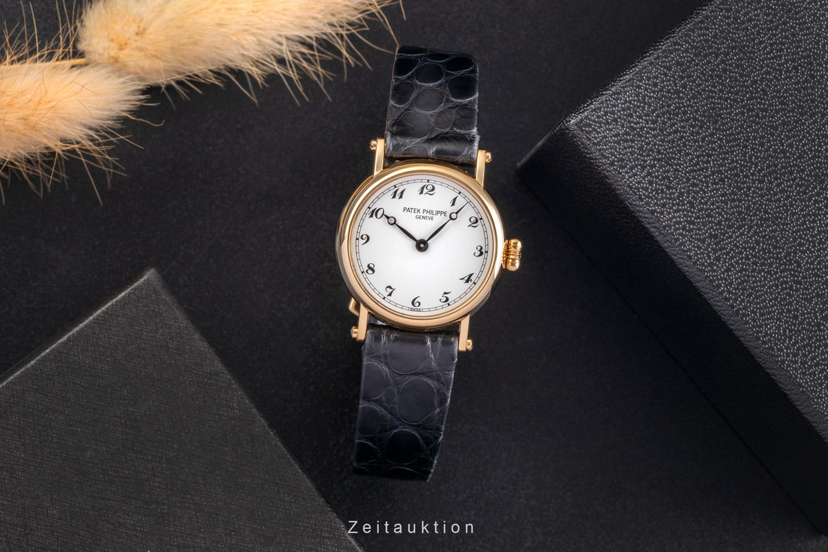 Patek Philippe Calatrava 18 ct gold manual winding women's watch 4860  [2504134]