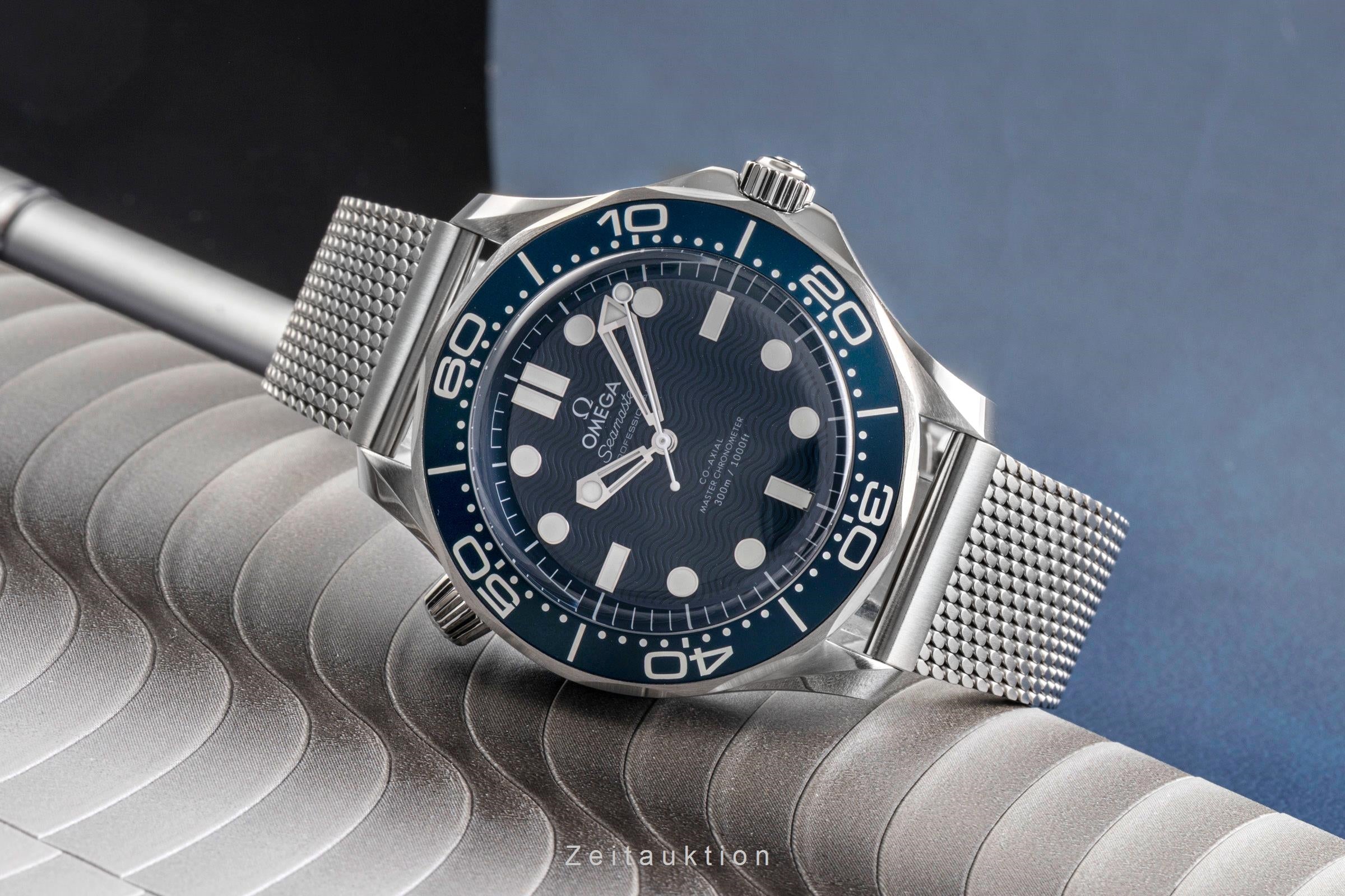 Omega Seamaster Diver 300M James Bond 60TH Anniversary Ref. 210.30.42.20.03.002  [2504145]