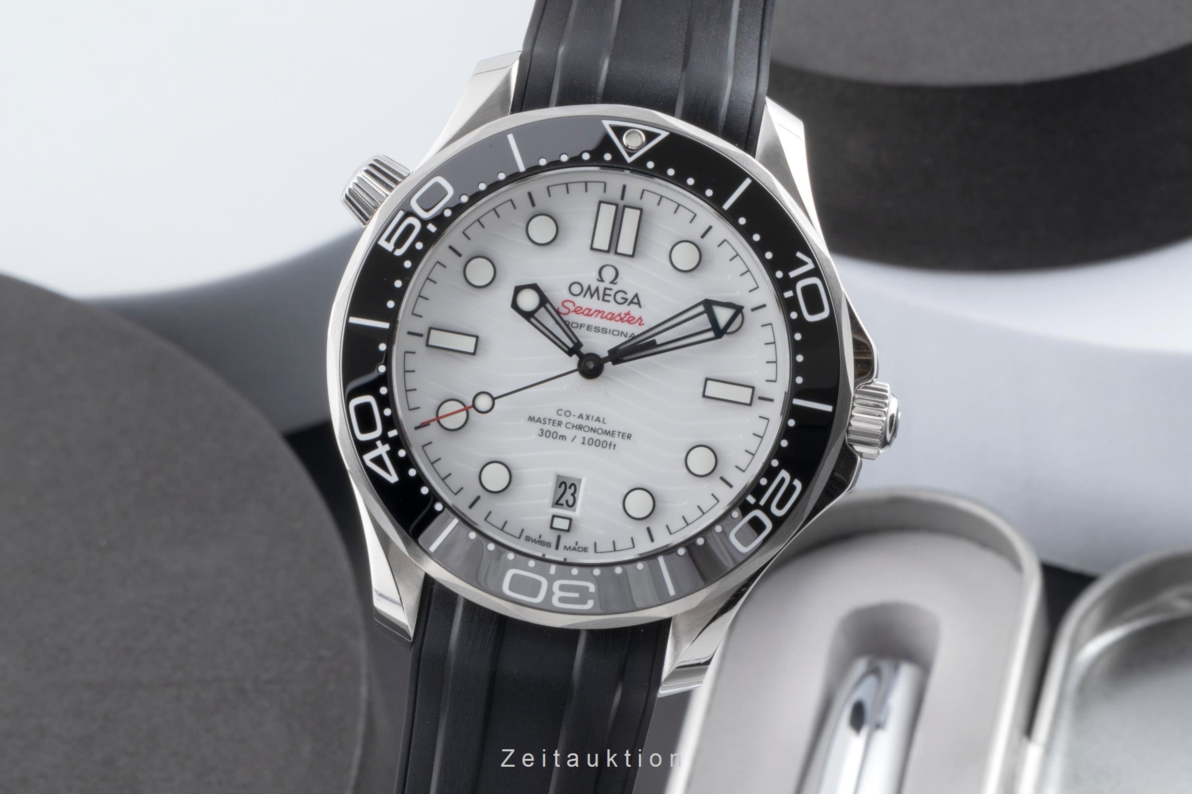 Omega Seamaster Diver 300M Stahl Automatik Ref. 210.32.42.20.04.001 NP: 6100,- € [2504187]