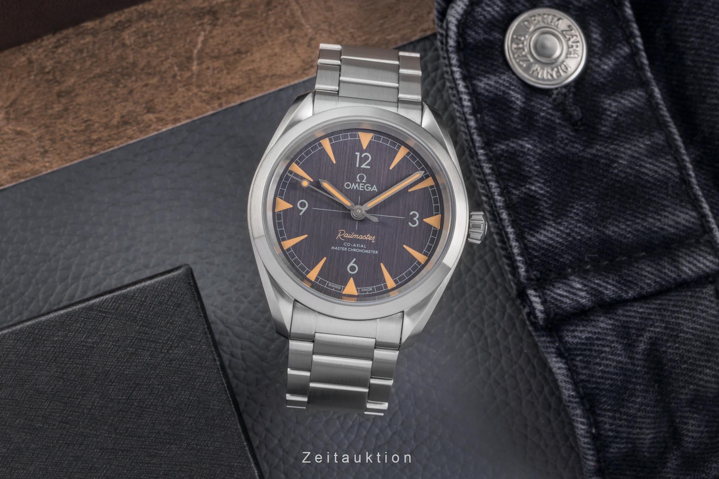 Omega Railmaster argent automatique montre pour hommes 220.10.40.20.01.001 LP: 5400EUR  [2504320]