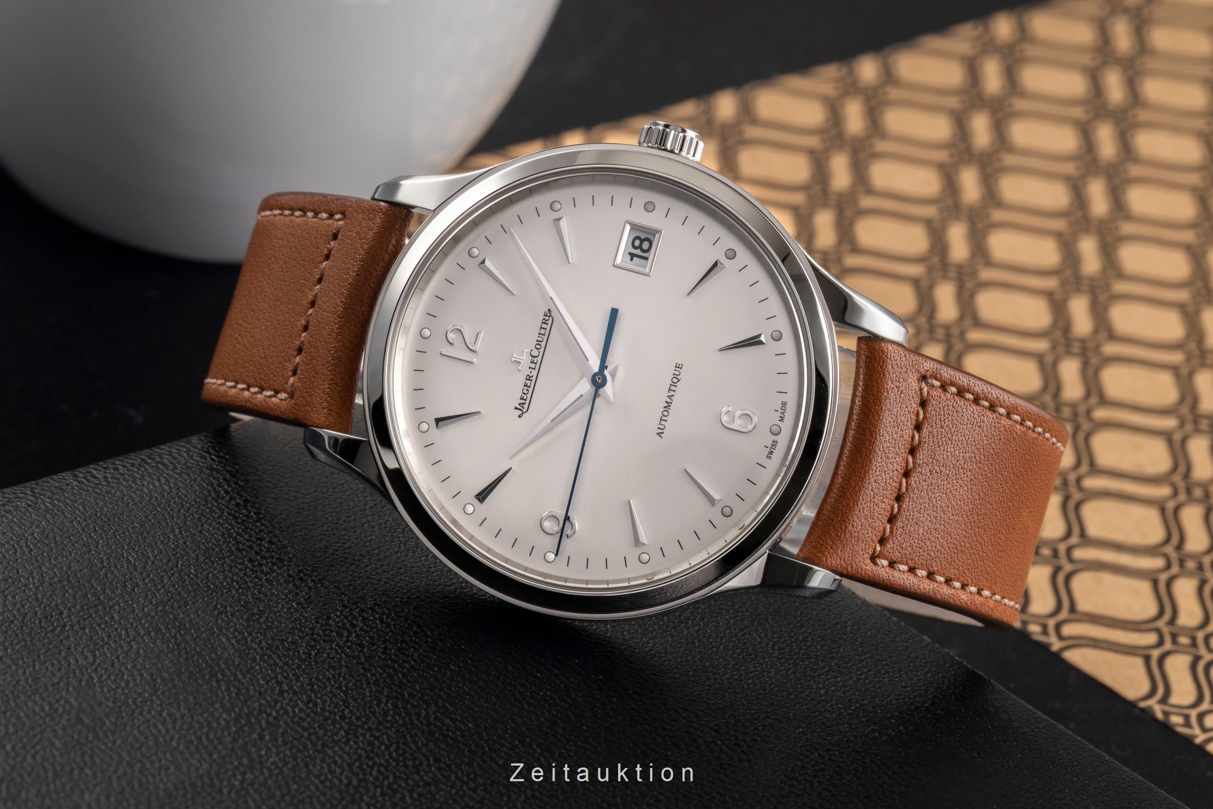 Jaeger LeCoultre Master Control steel automatic men's watch Q4018420  830.8.A0.S  [2504382]