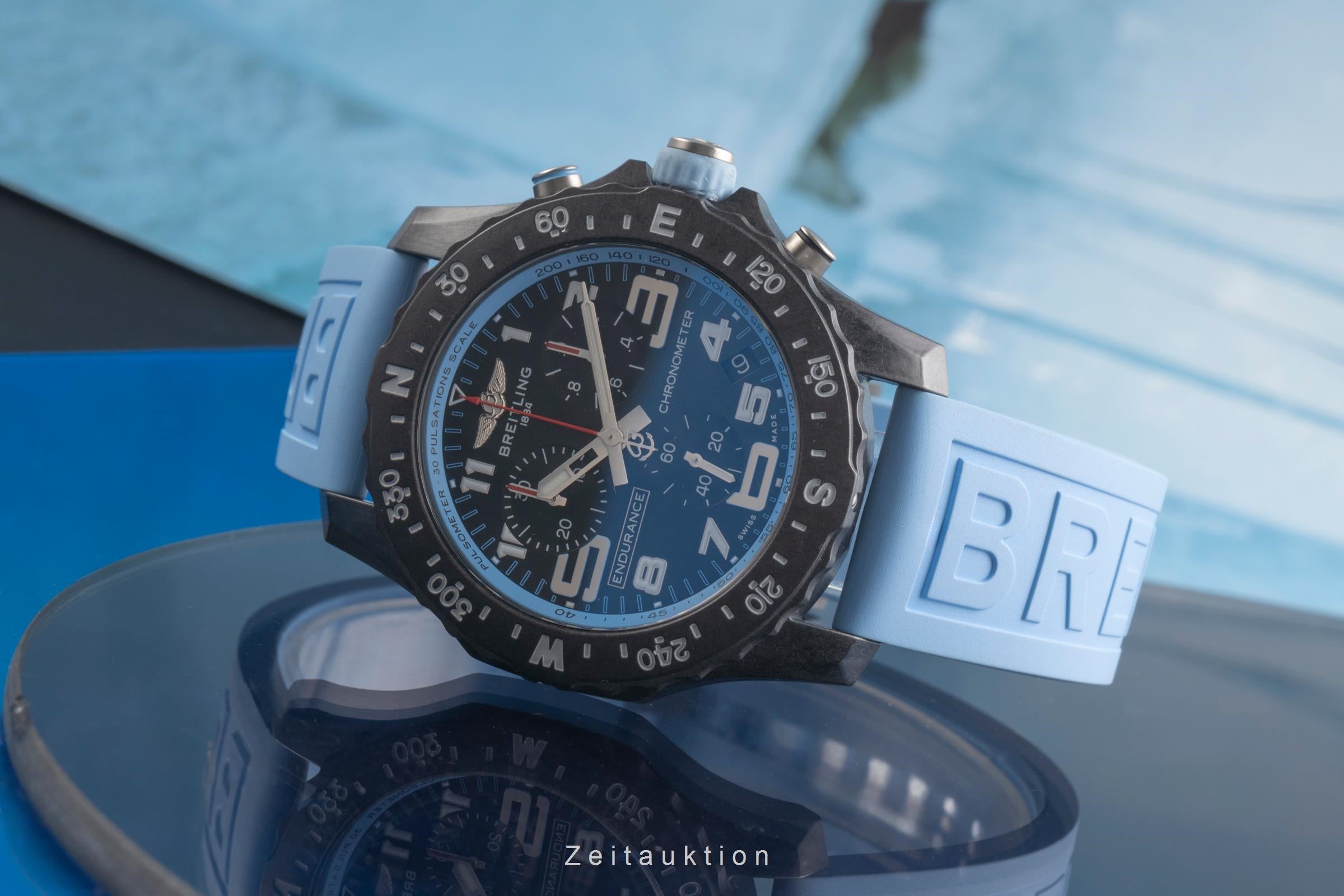 Breitling Endurance Pro 44 Chronograph Breitlight Herrenuhr Ref. X82310 B&P [2504416]