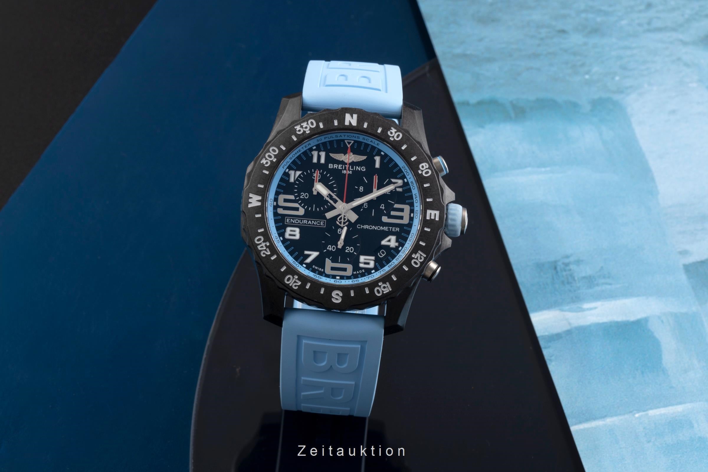 Breitling Endurance Pro 44 Chronograph Breitlight Herrenuhr Ref. X82310 B&P [2504416]