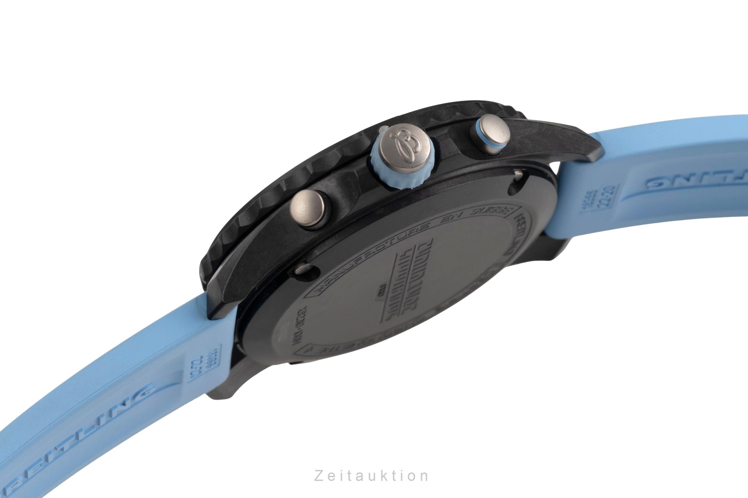 Breitling Endurance Pro 44 Chronograph Breitlight Herrenuhr Ref. X82310 B&P [2504416]