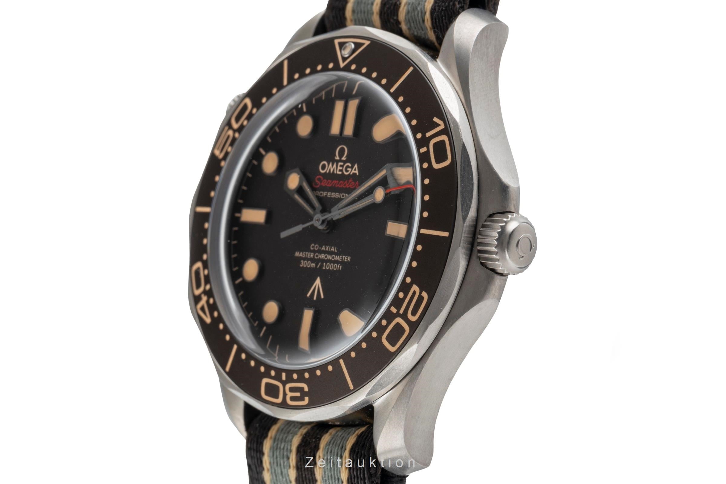 Omega Seamaster titanium automatic men's watch 210.92.42.20.01.001 LP: 9700EUR  [2504450]