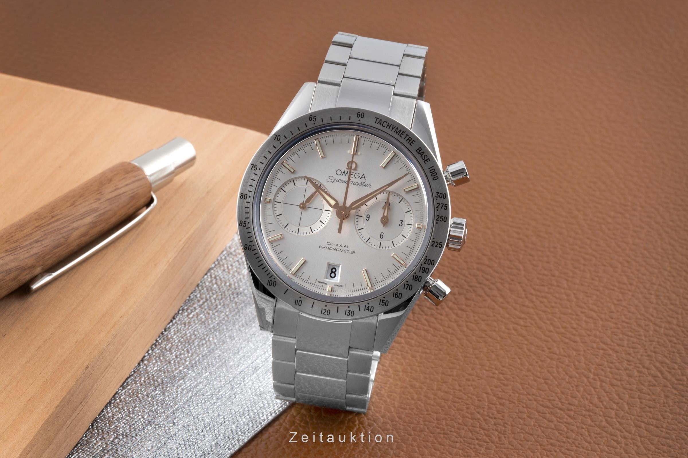 Omega Speedmaster chronographe acier automatique montre pour hommes 331.10.42.51.02.002  [2504478]