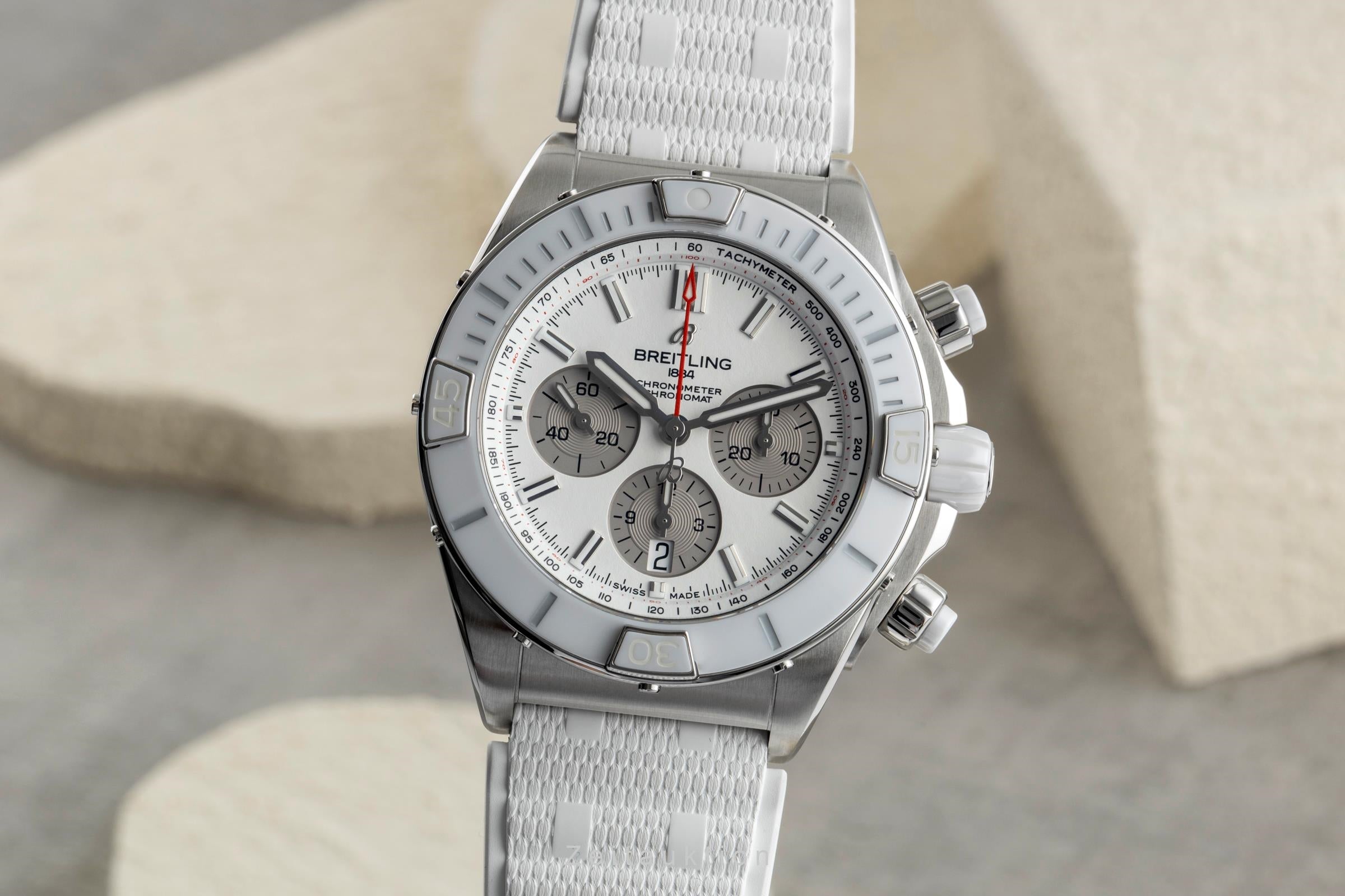 Breitling Chronomat chronographe acier automatique montre pour hommes AB0136A71A1S1  [2504486]