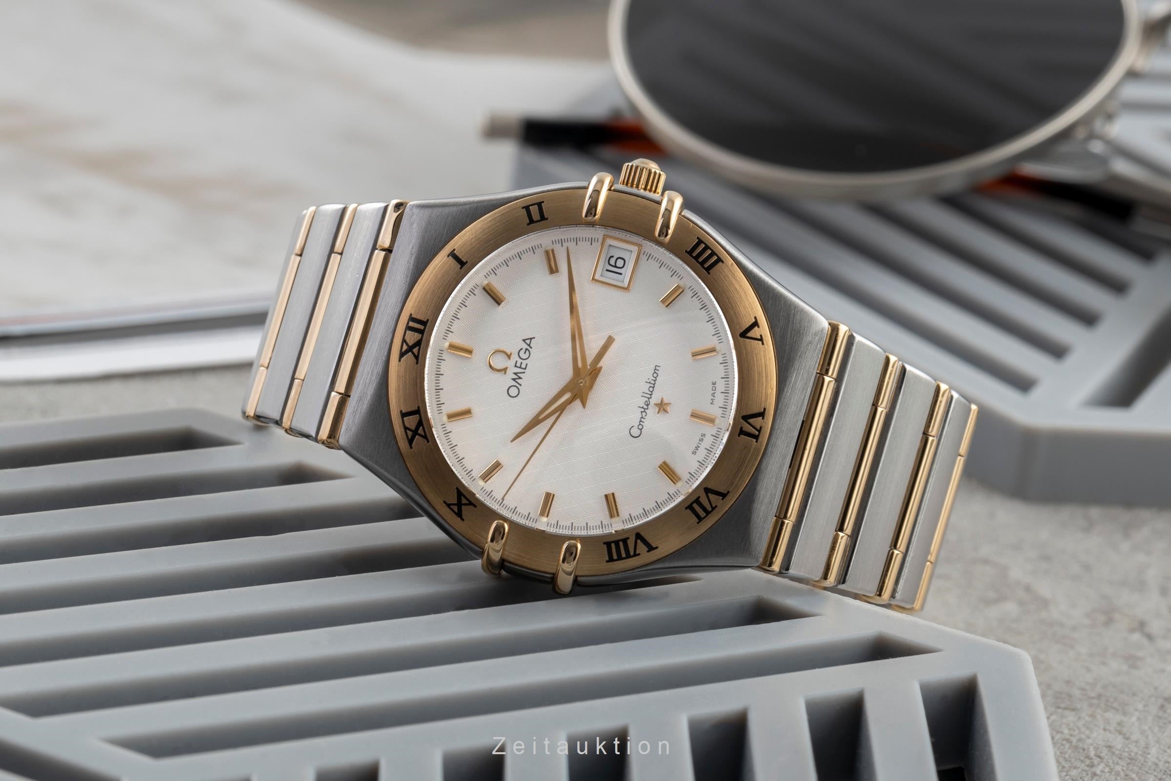 Omega Constellation steel / gold quartz men's watch 1212.30.00  [2504489]