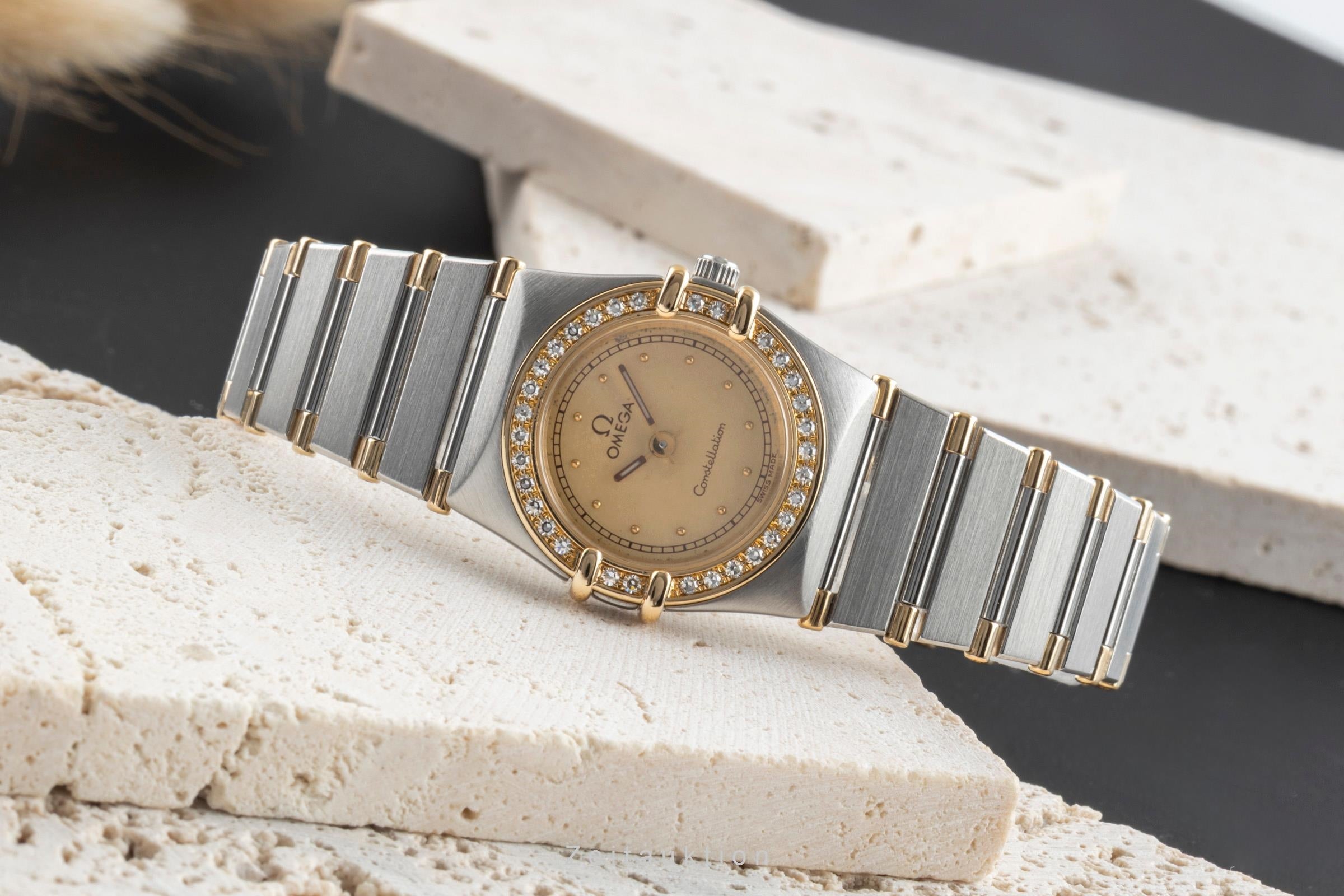 Omega Constellation Stahl / Gold Diamanten Quarz Damenuhr 895.1080.1 VP: 9600,-€ [2504490]