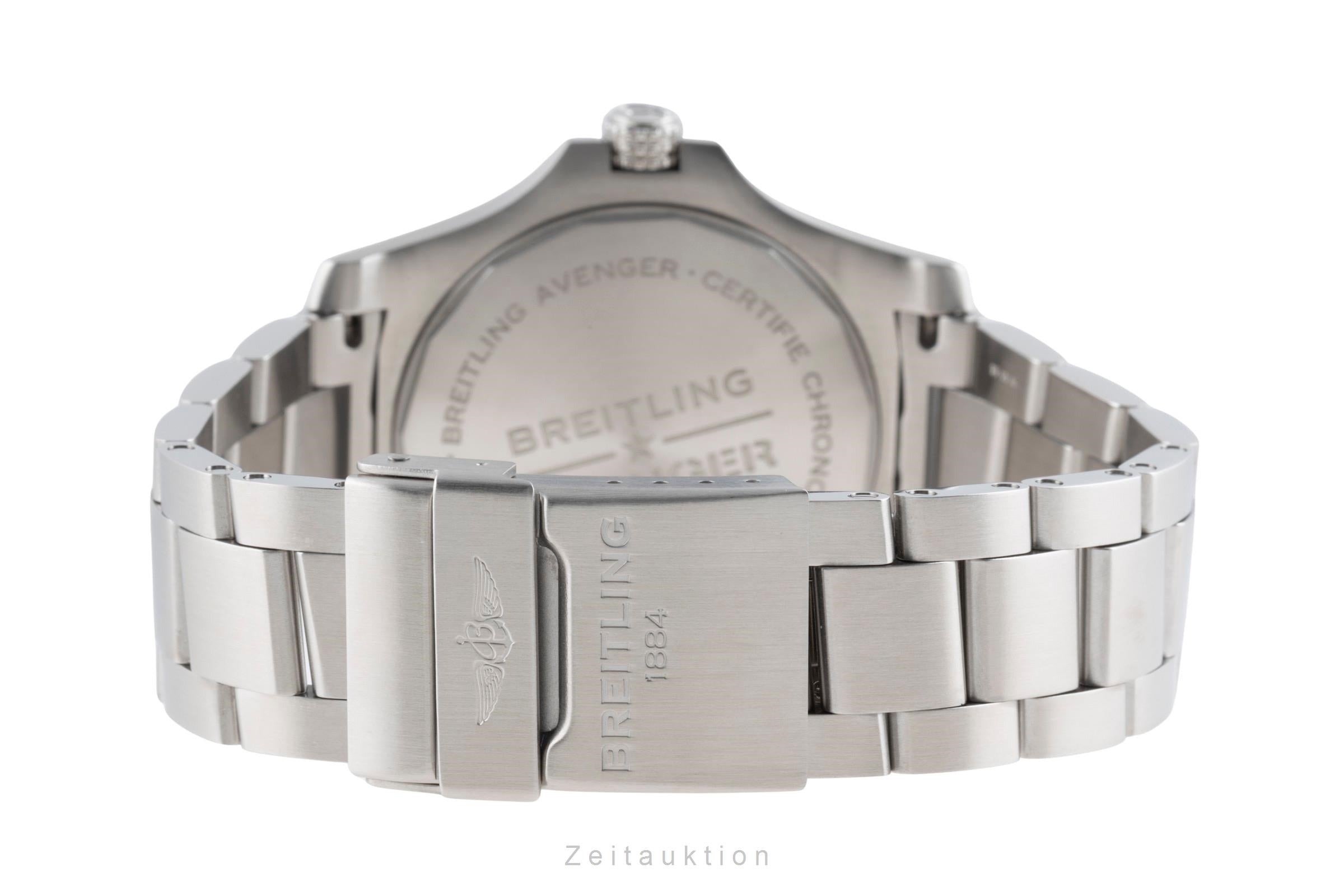 Breitling Avenger steel automatic men's watch A17318101C1X1  [2504514]
