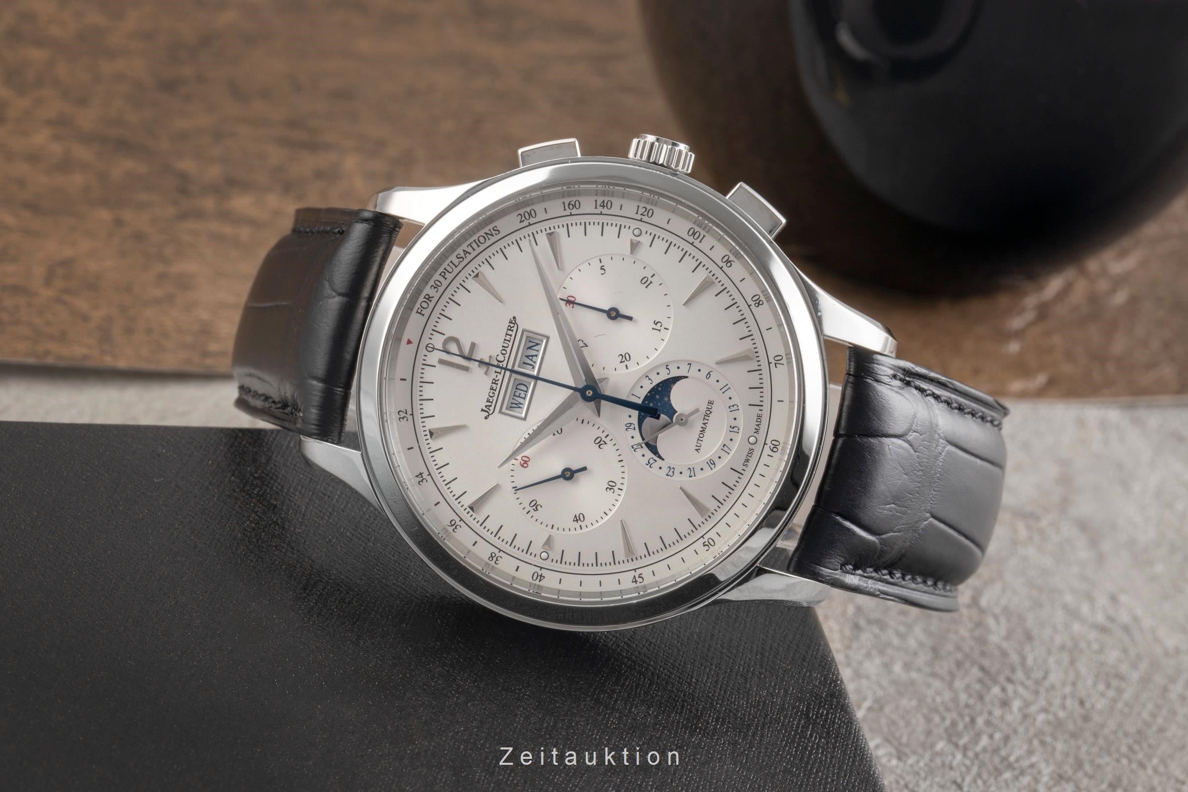 Jaeger LeCoultre Master Control Chronograph Calendar Ref. Q4138420 830.8.C9.S [2504531]