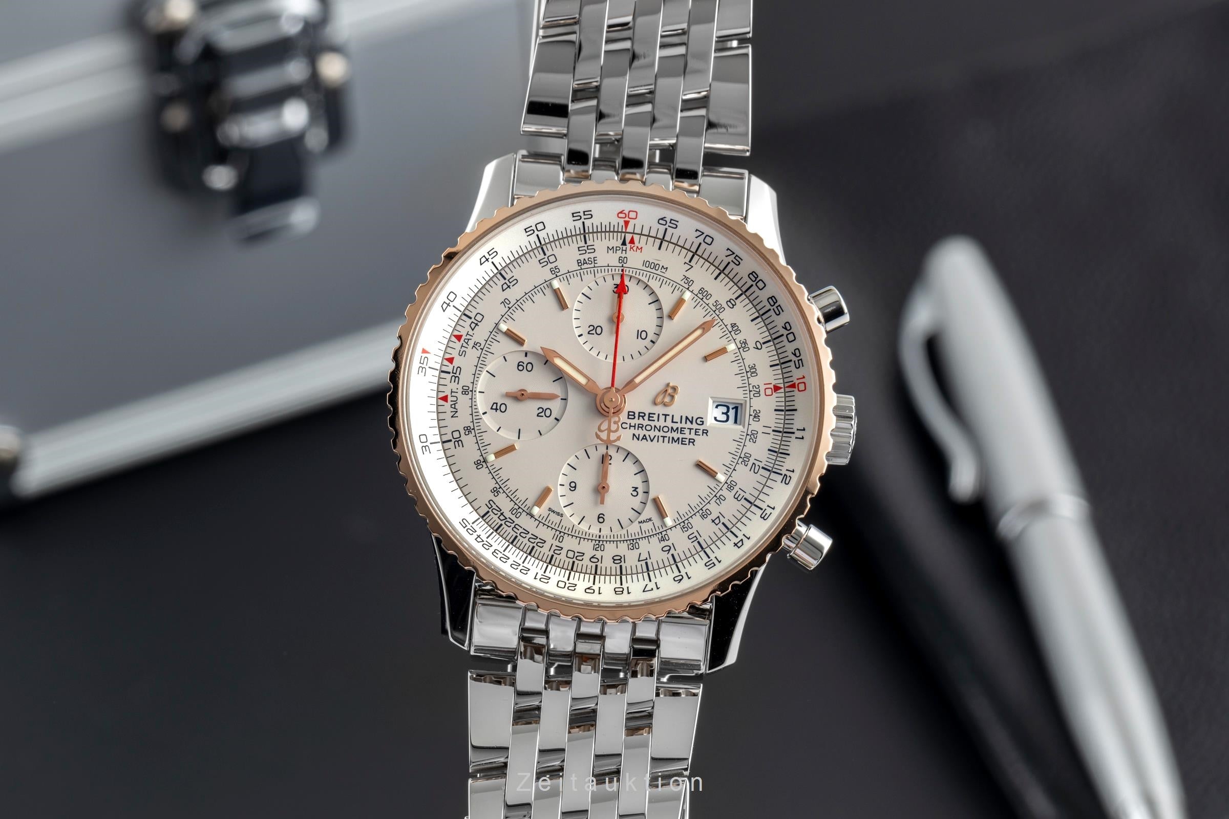 Breitling Navitimer Chronograph Stahl / Gold Automatik Ref. U13324211G1A1 B&P  [2504541]