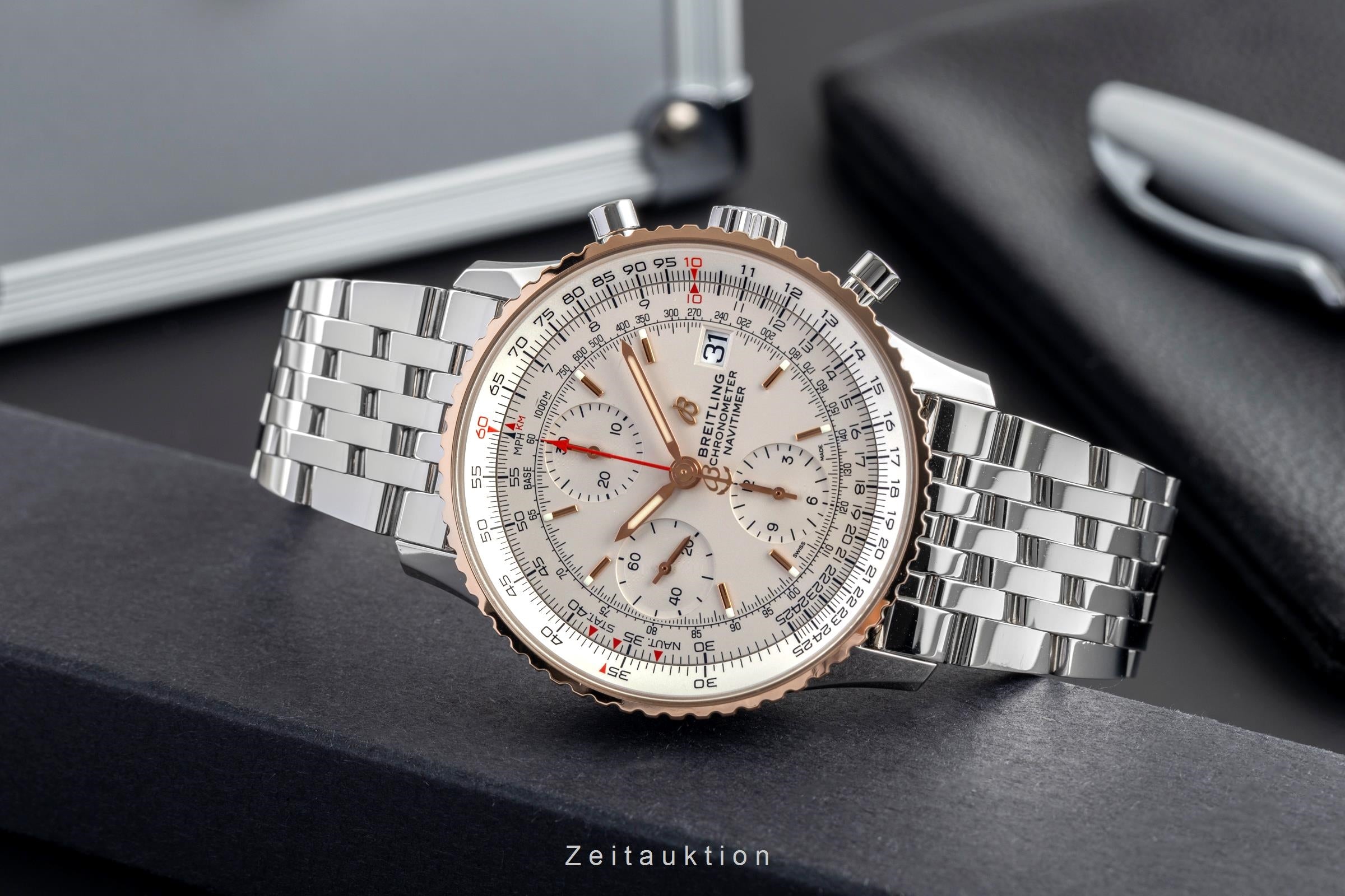 Breitling Navitimer Chronograph Stahl / Gold Automatik Ref. U13324211G1A1 B&P  [2504541]