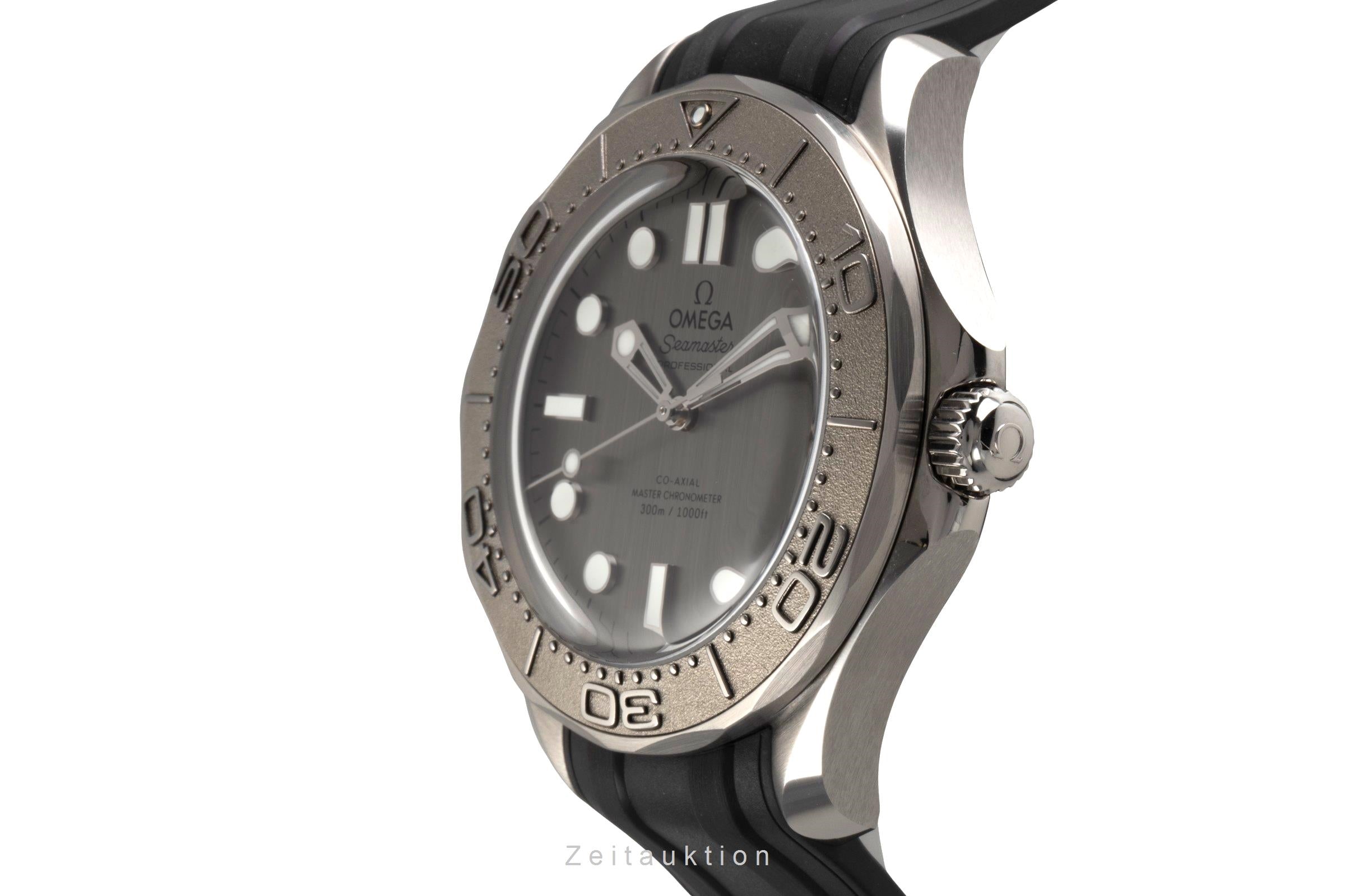 Omega Seamaster Diver Stahl / Titanlünette Ref. 210.32.42.20.06.002 B&P 2025 [2504544]