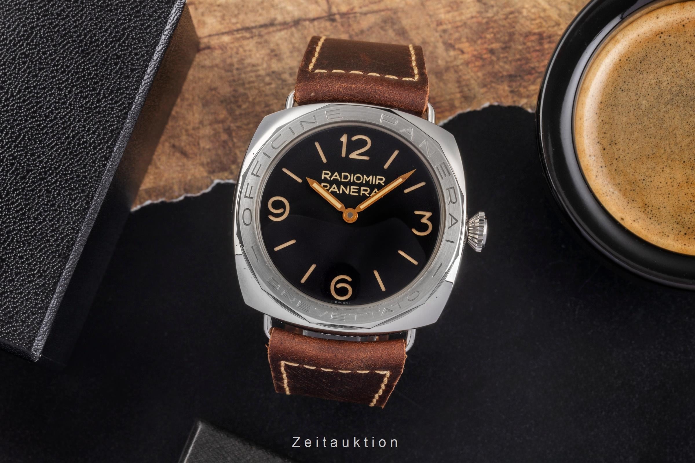Panerai Radiomir steel manual winding men's watch PAM00685  [2504546]
