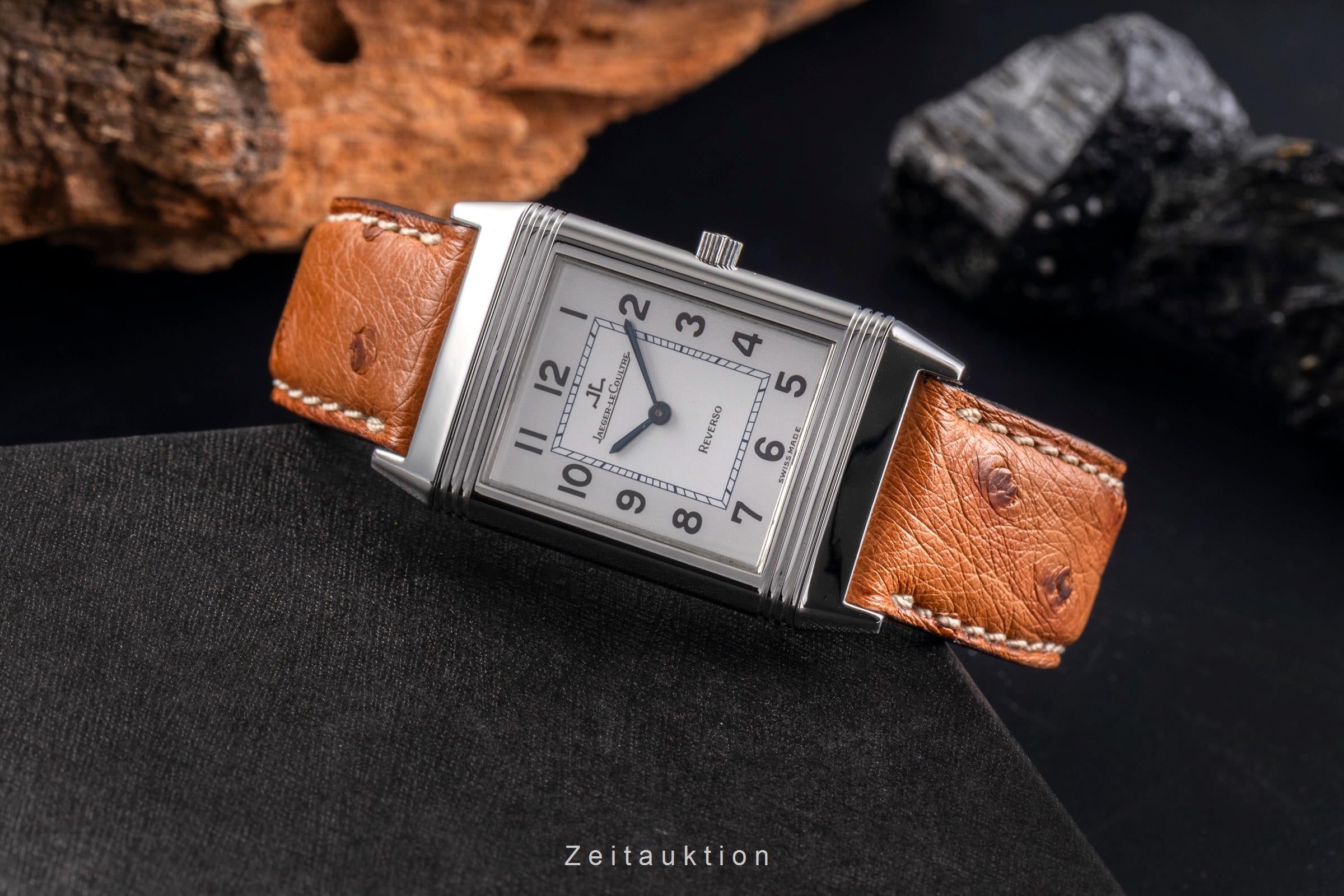 Jaeger LeCoultre Reverso Stahl Handaufzug Herrenuhr Medium Ref. QA250802 [2504584]